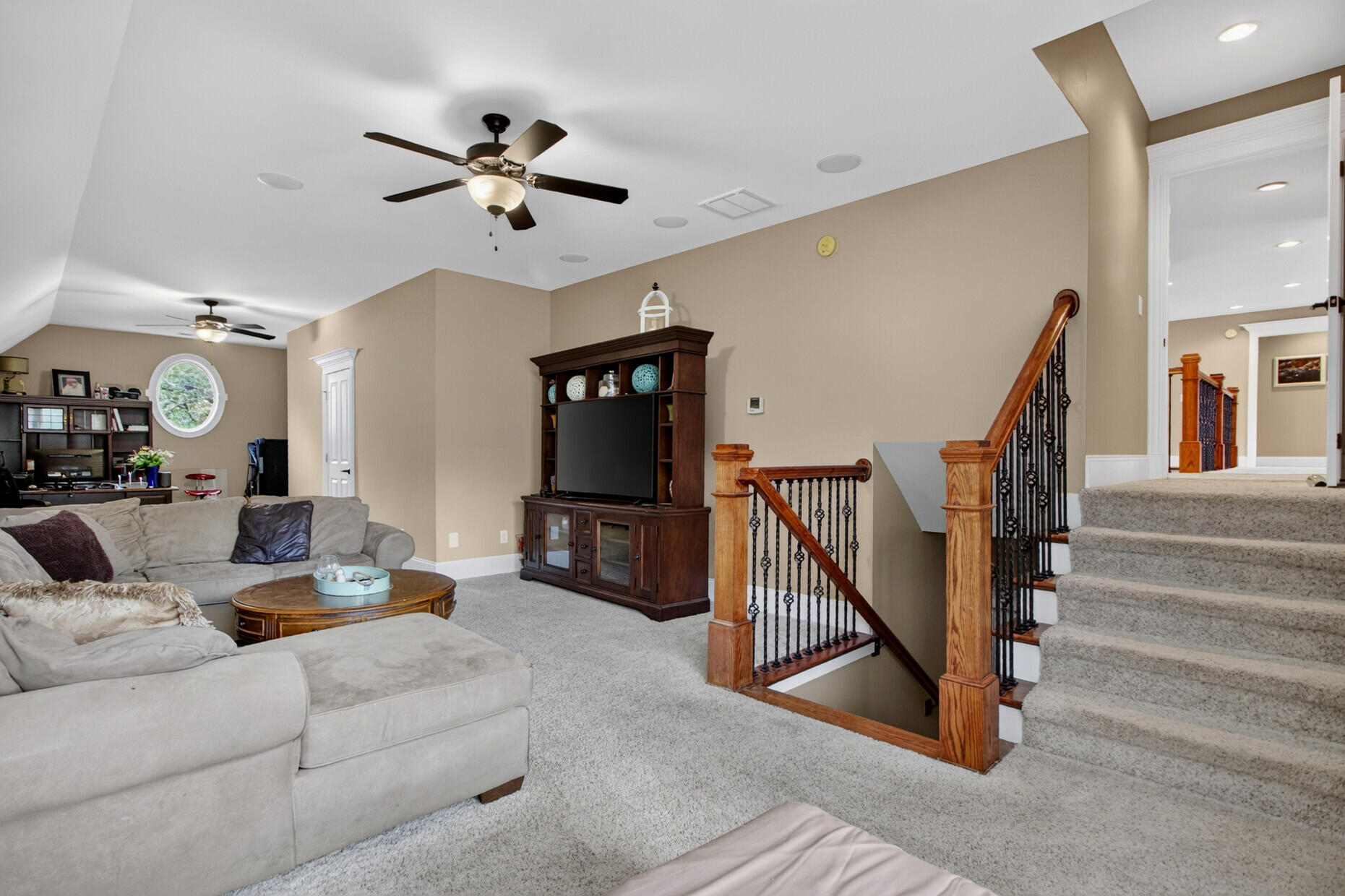 208 Holly Inn Road