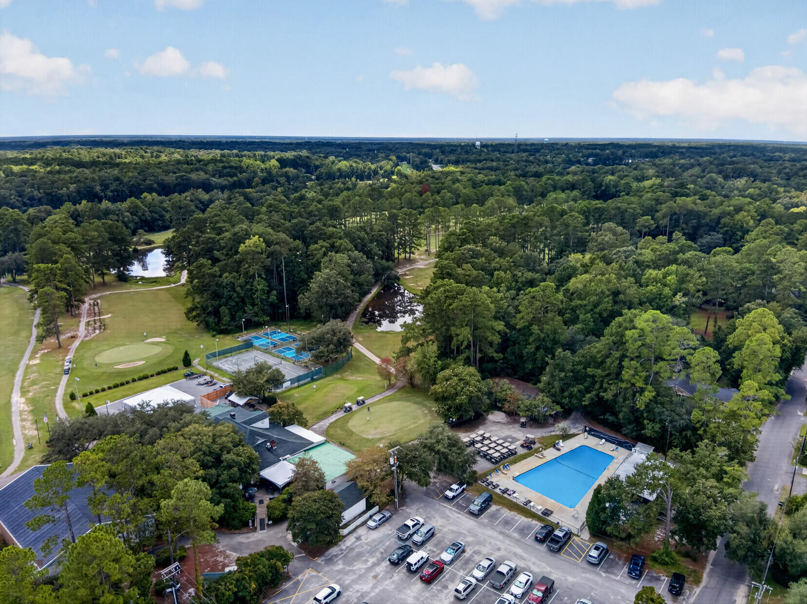 208 Holly Inn Road