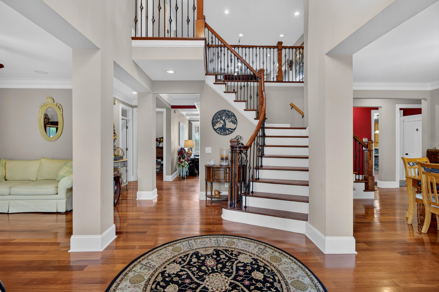208 Holly Inn Road