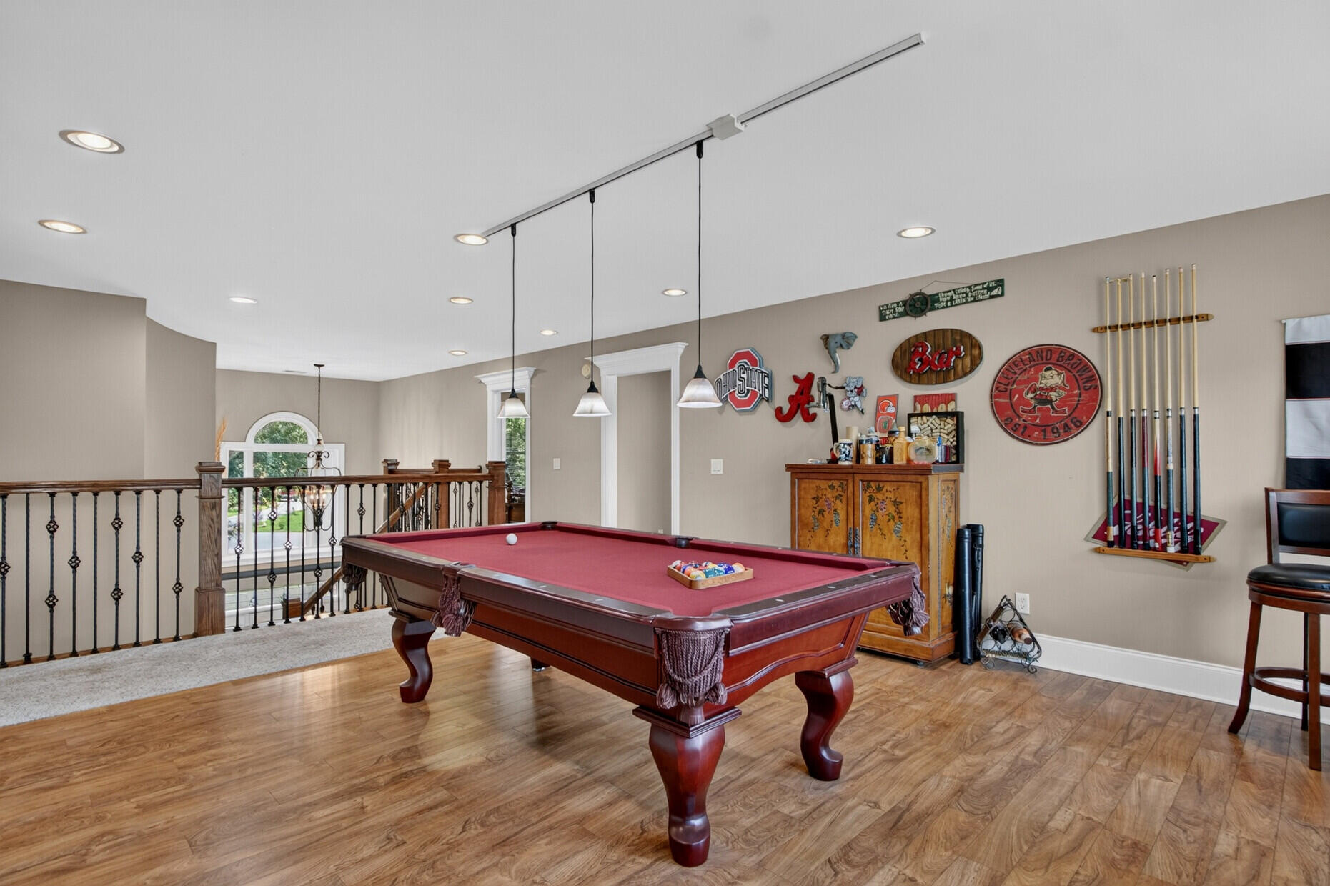 208 Holly Inn Road