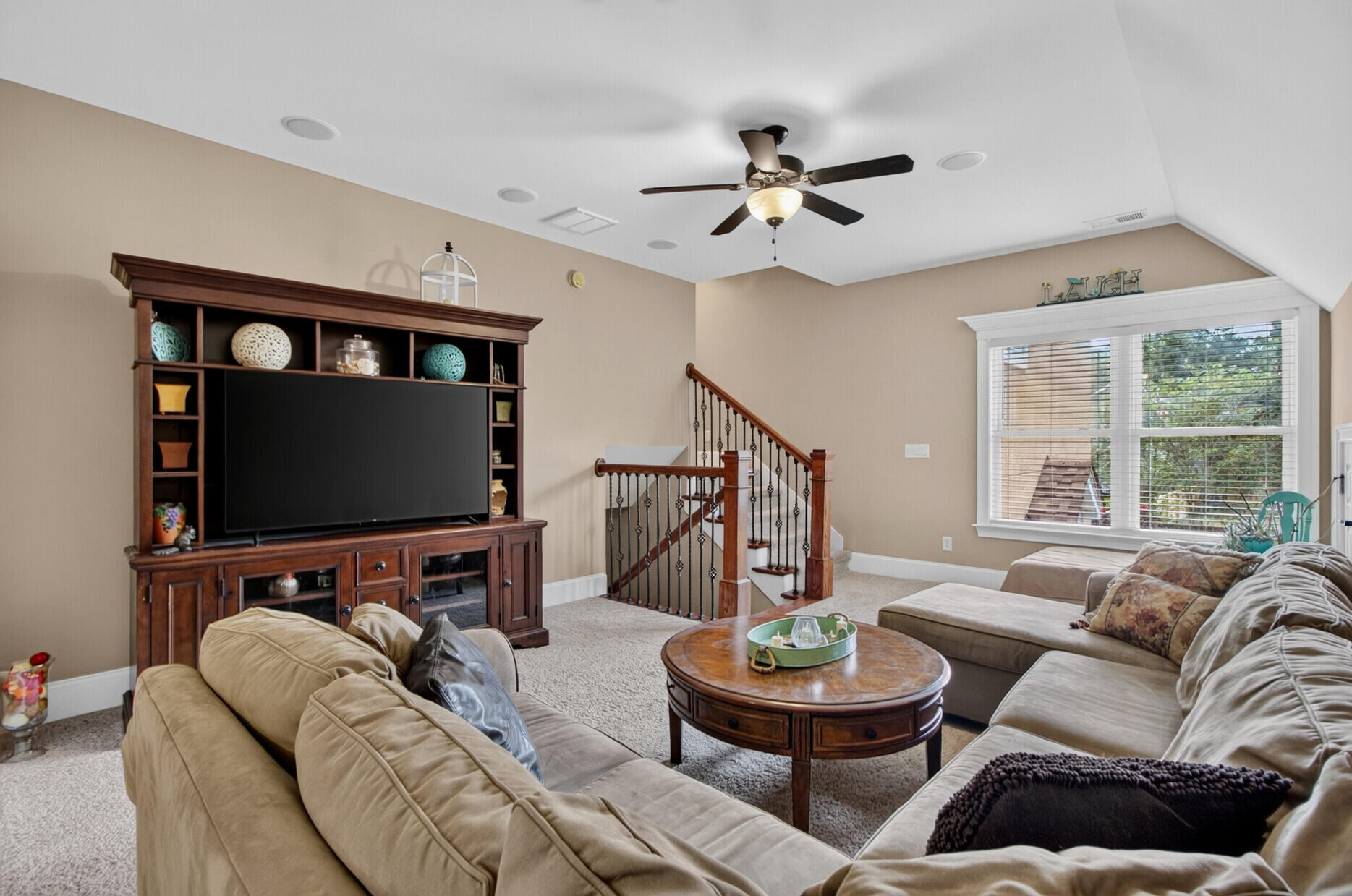 208 Holly Inn Road