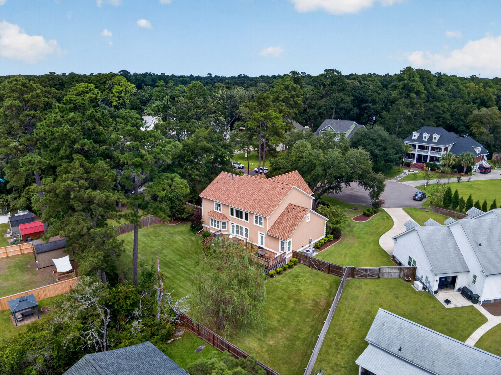 208 Holly Inn Road