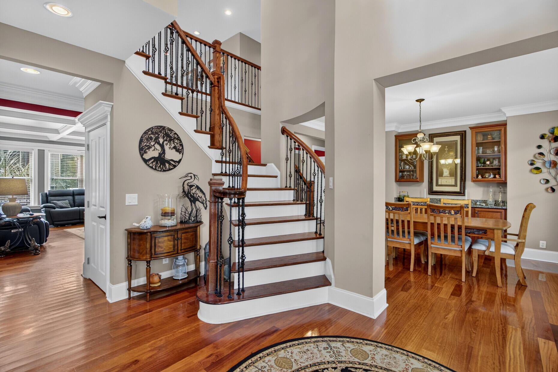 208 Holly Inn Road