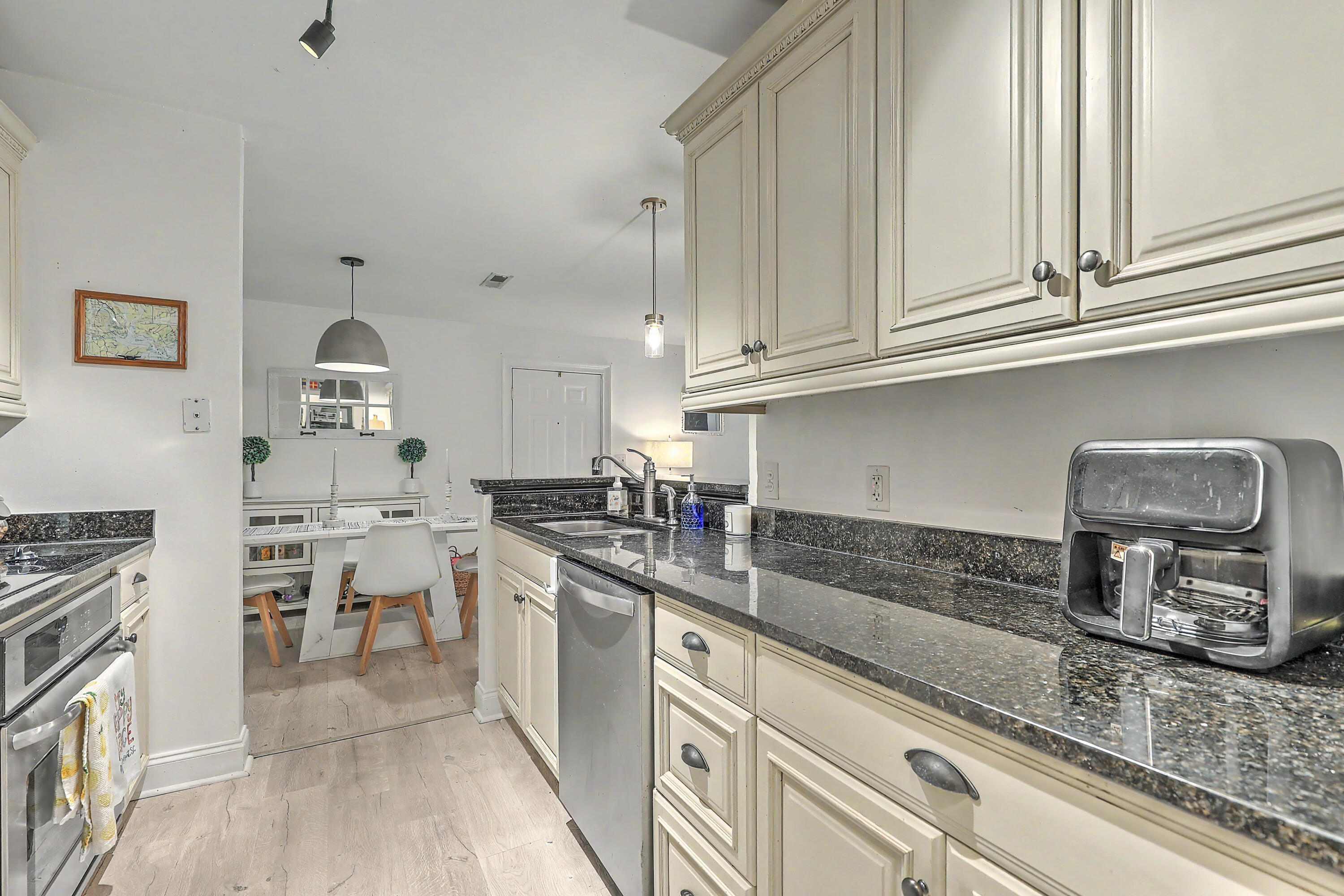 2011 N Highway 17 Unit 2300a