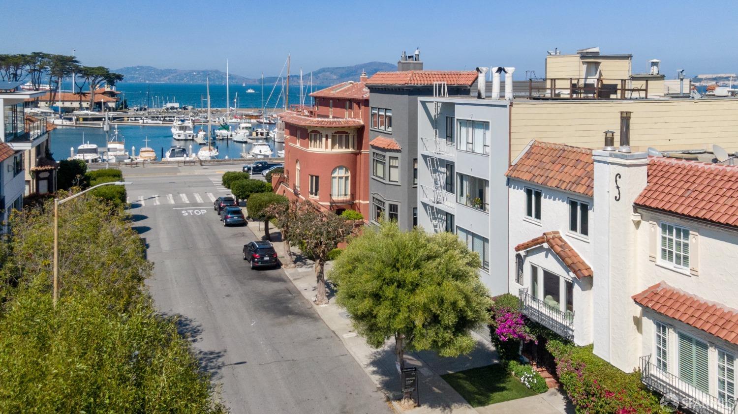 3720 Broderick Street