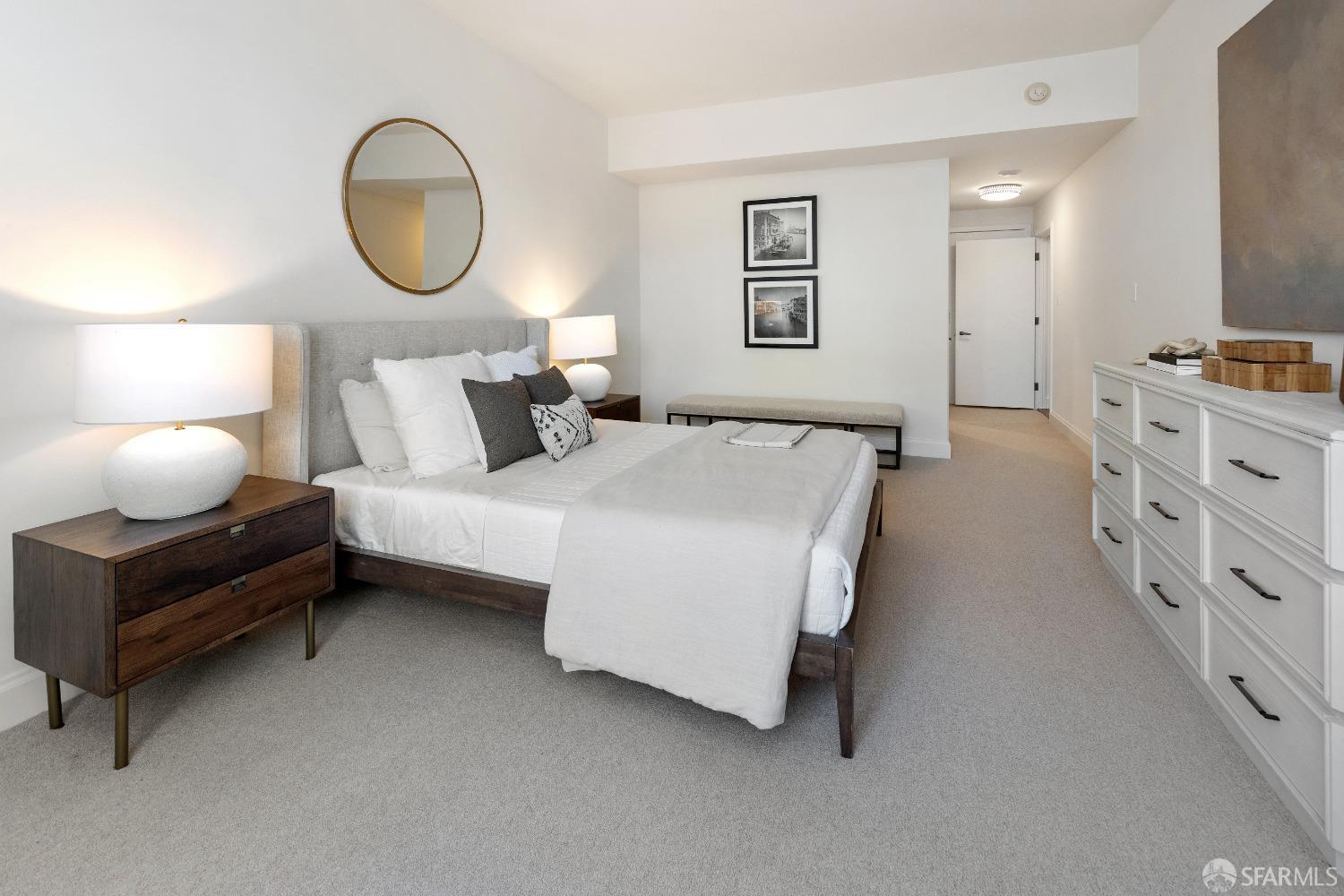 1170 Sacramento Street # 5D