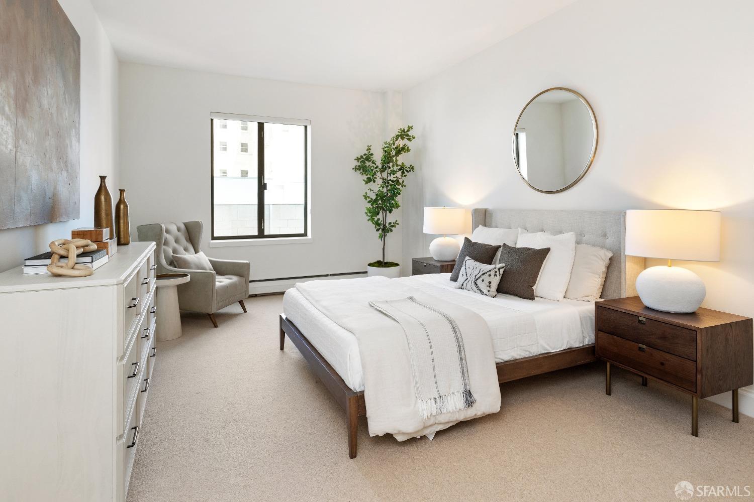 1170 Sacramento Street # 5D