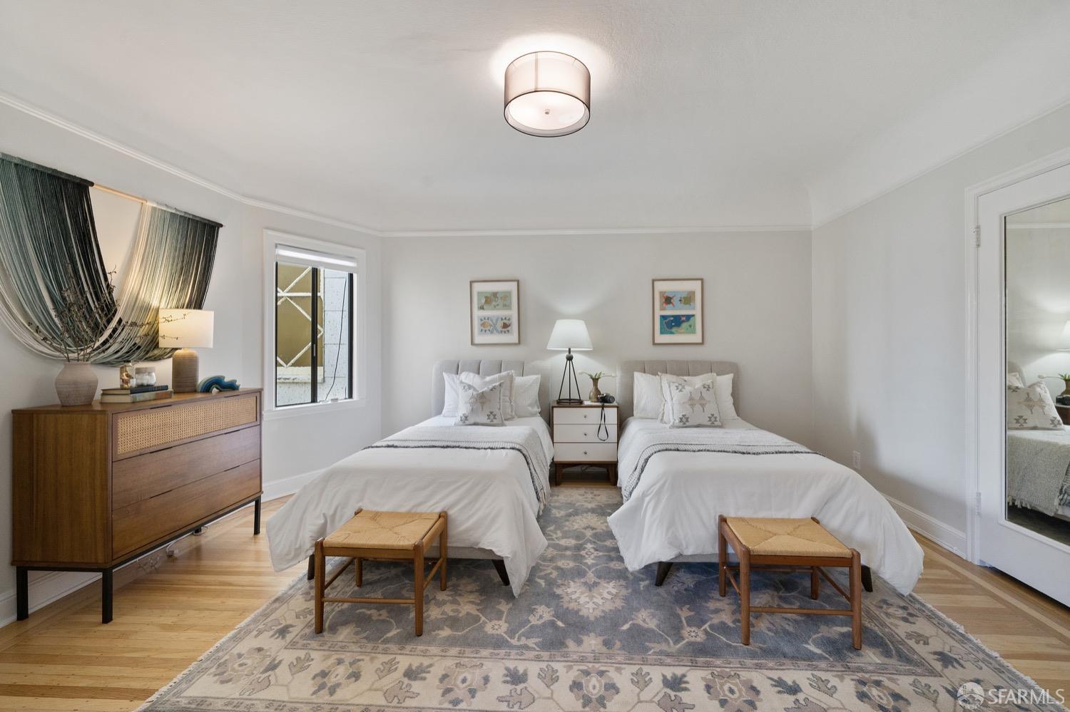 1632 North Point Street