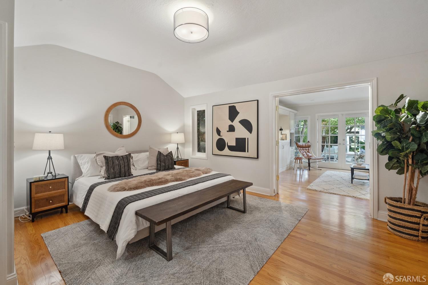 1632 North Point Street