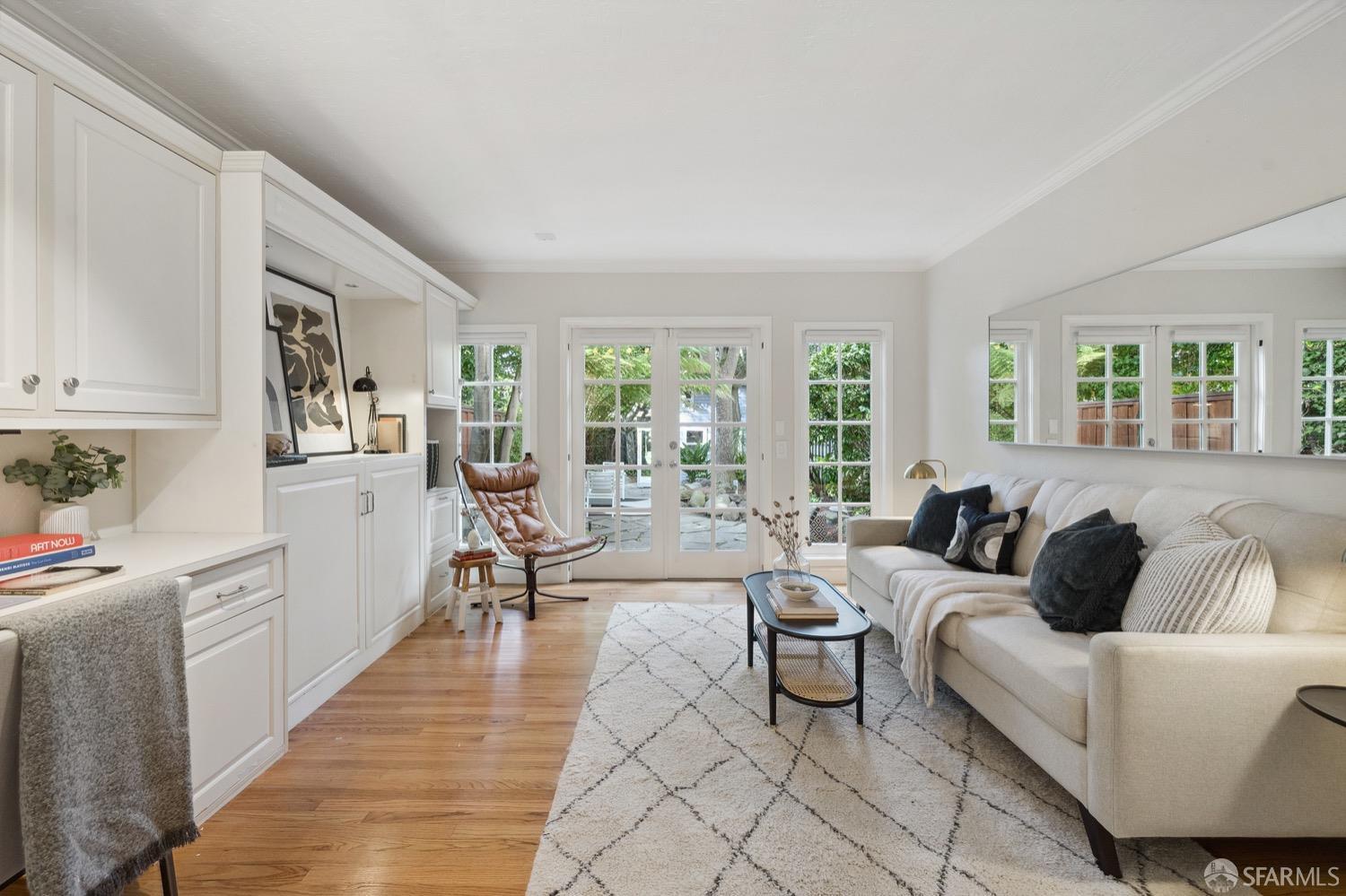 1632 North Point Street