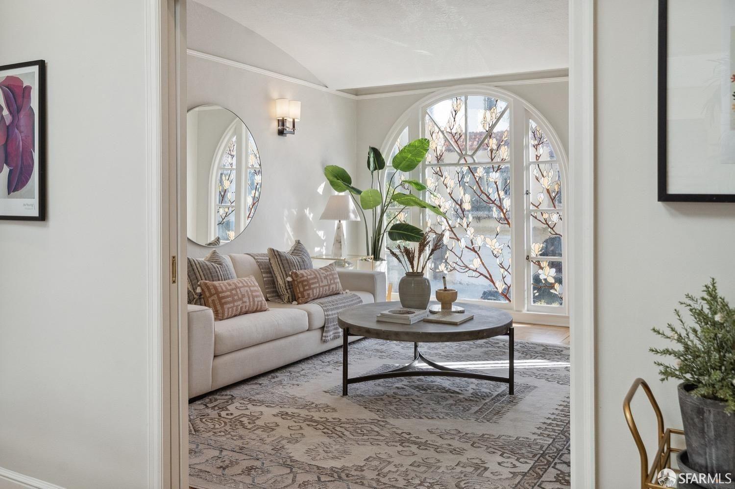 1632 North Point Street