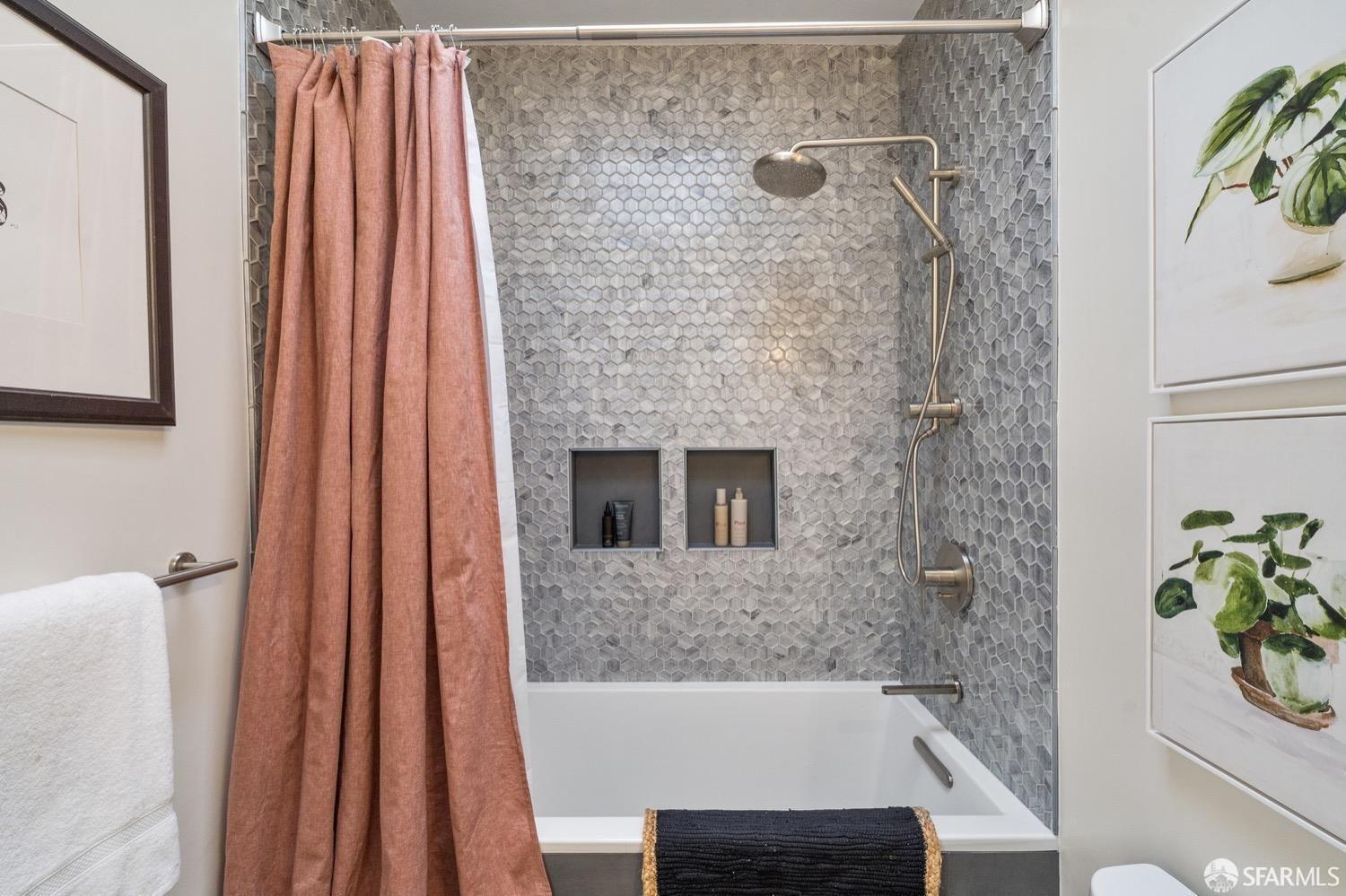 1632 North Point Street