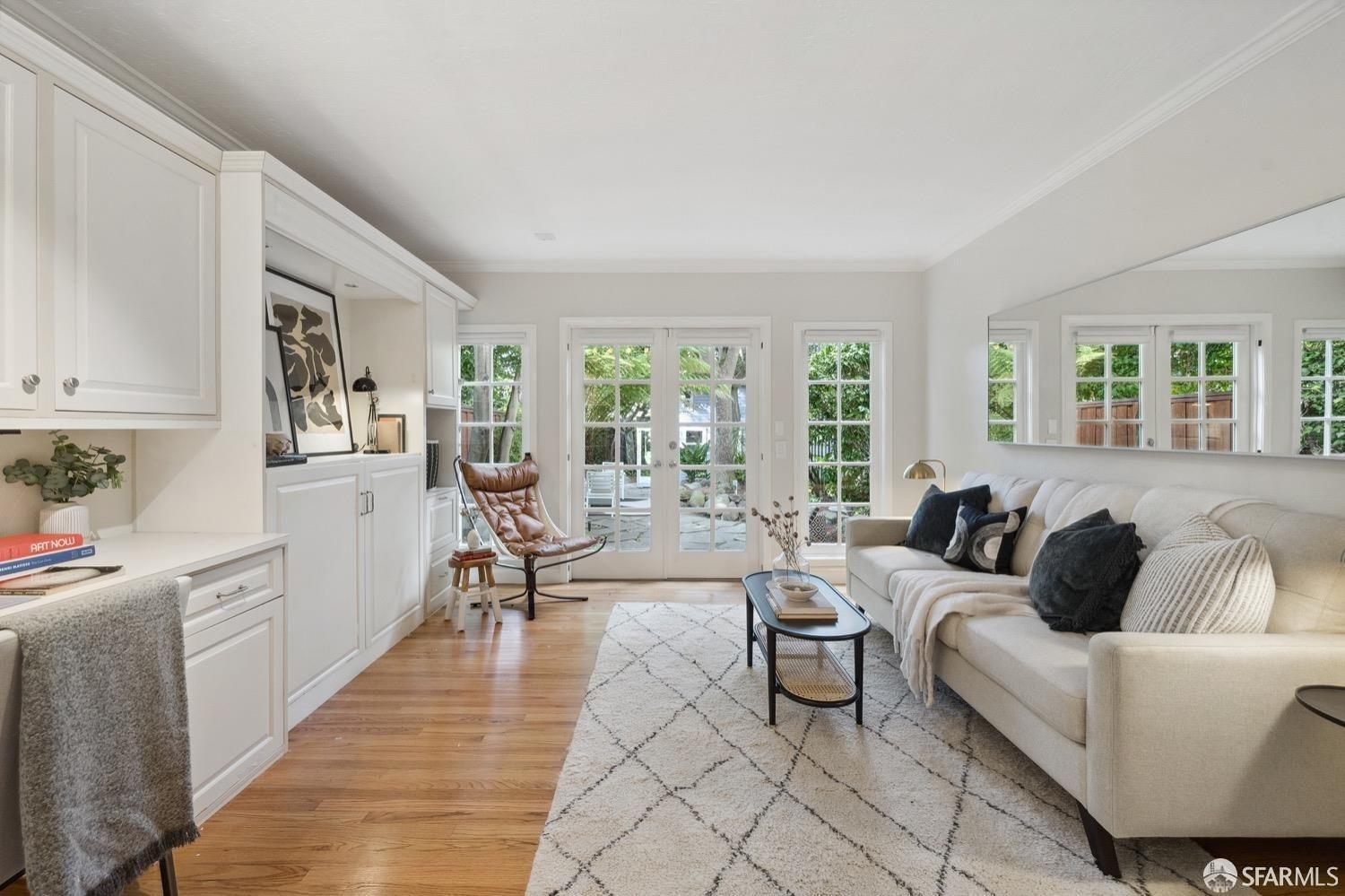 1632 North Point Street