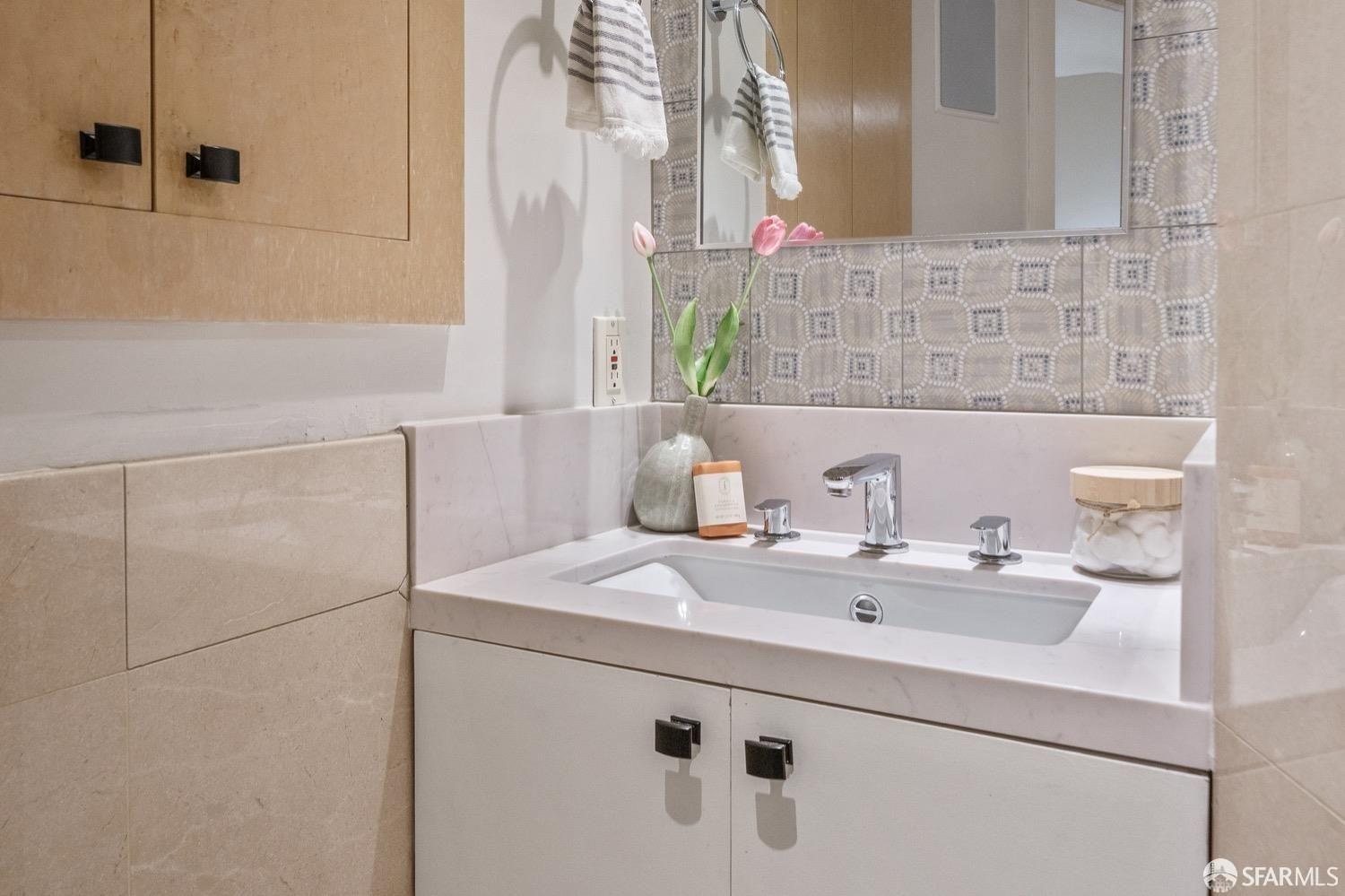 1632 North Point Street