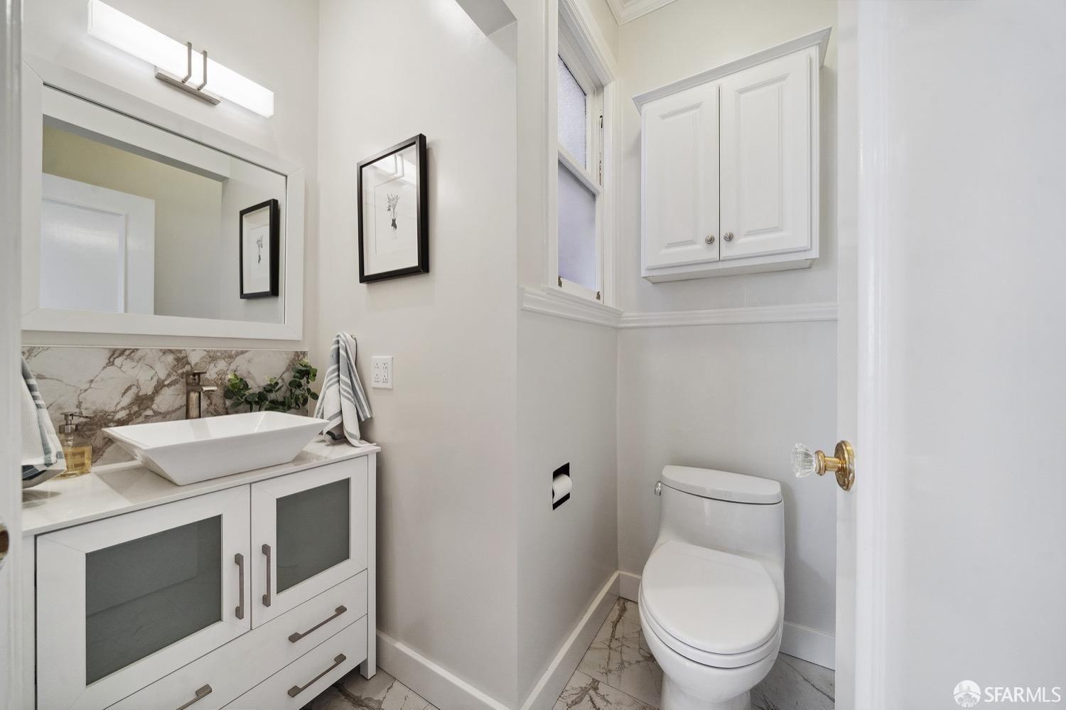 1632 North Point Street