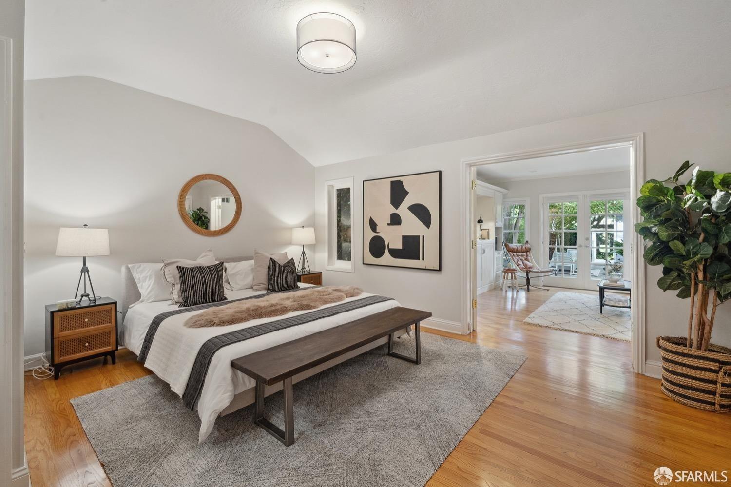 1632 North Point Street