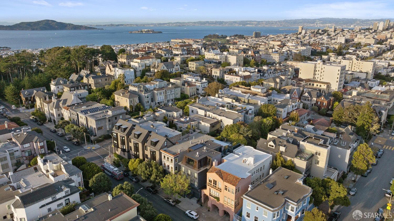 132-136 Presidio Avenue