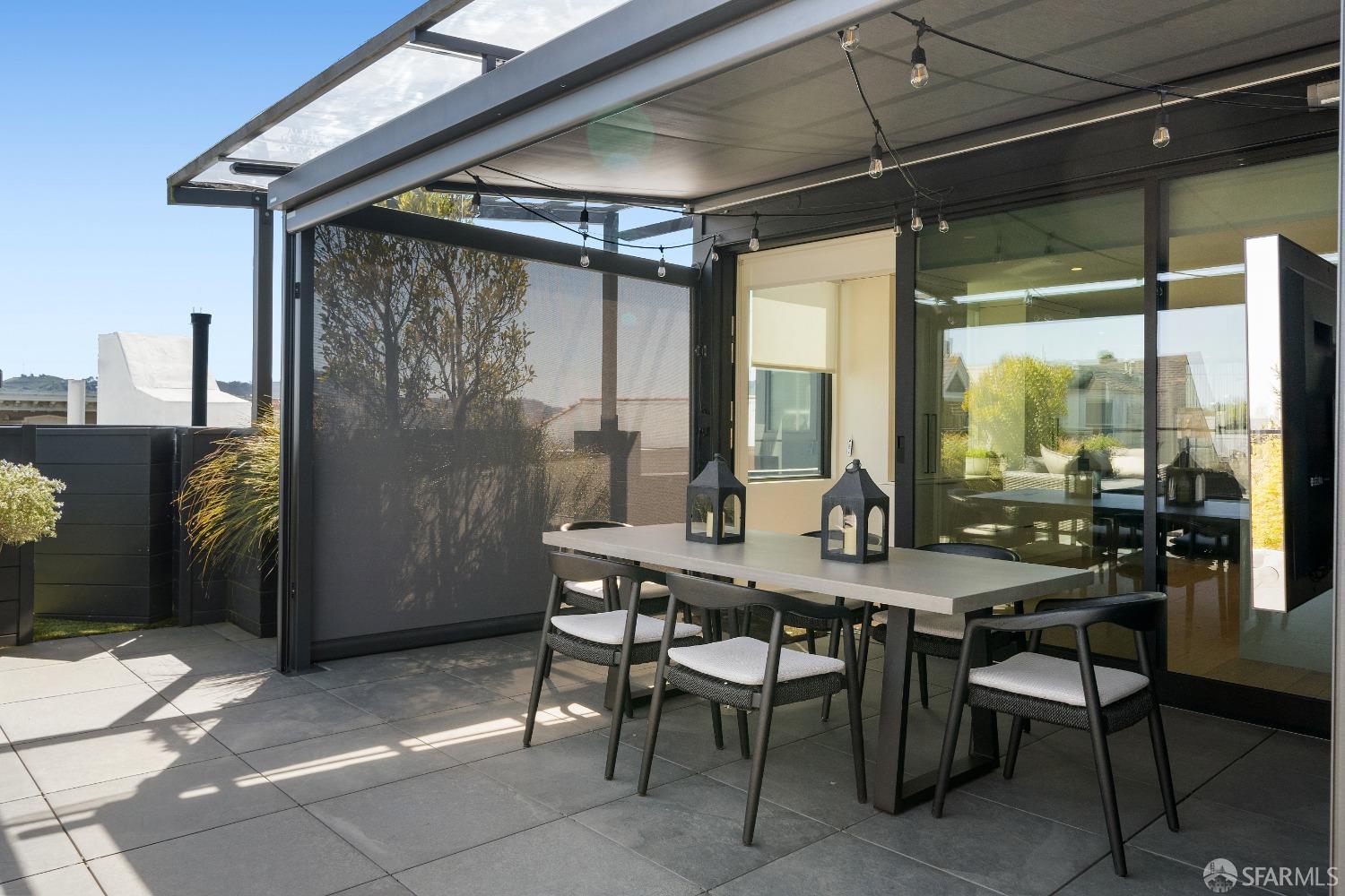 132-136 Presidio Avenue