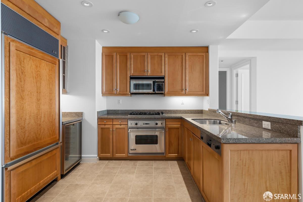 765 Market Street # 33H