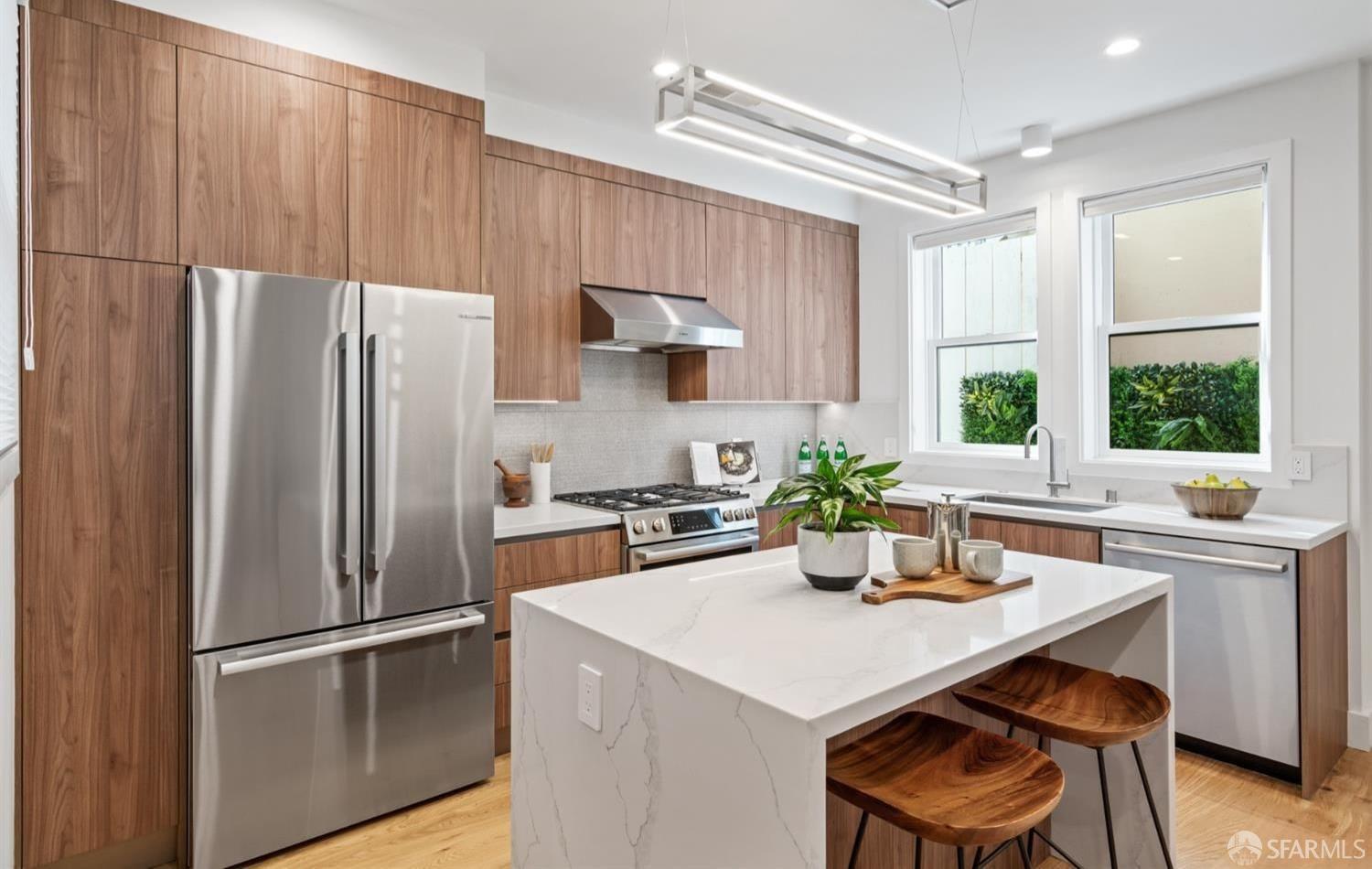 31-33 Prescott Court