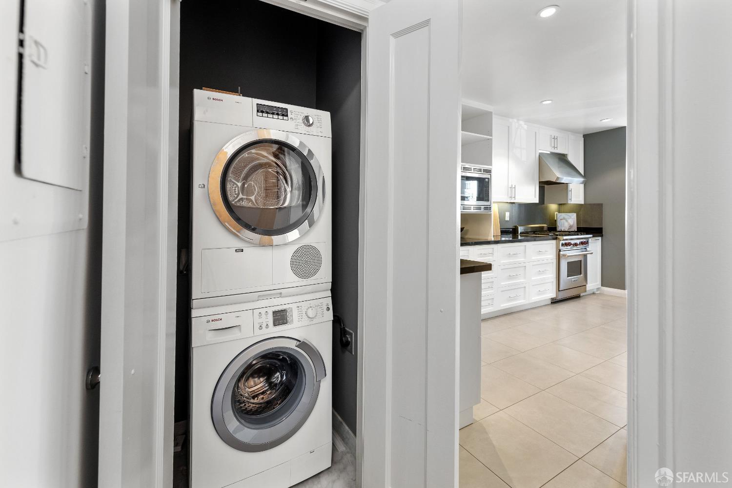 1100 Sacramento Street # 404