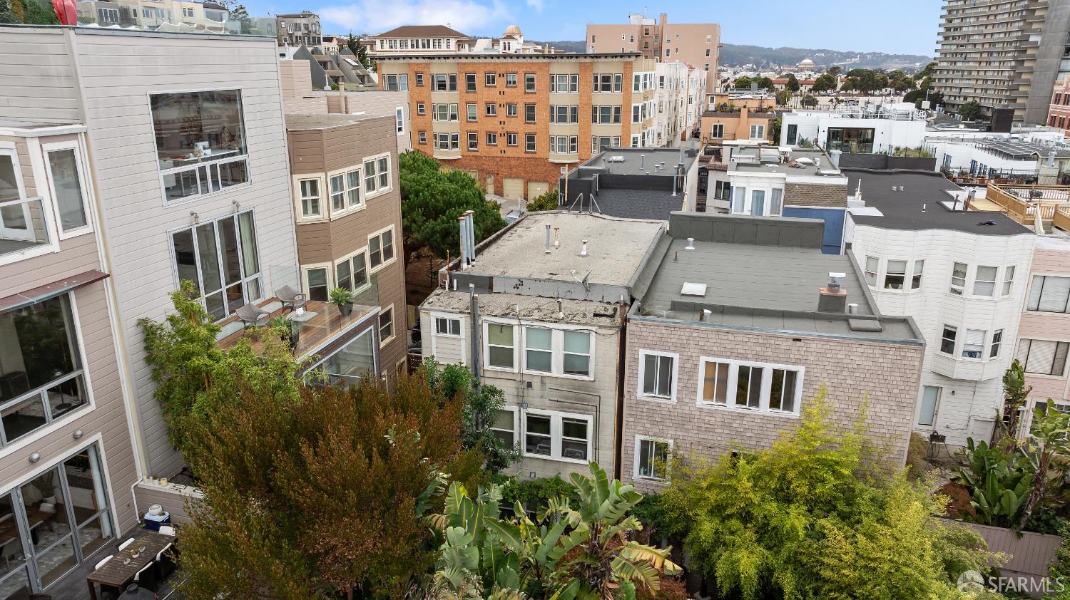 2914-2926 Larkin Street