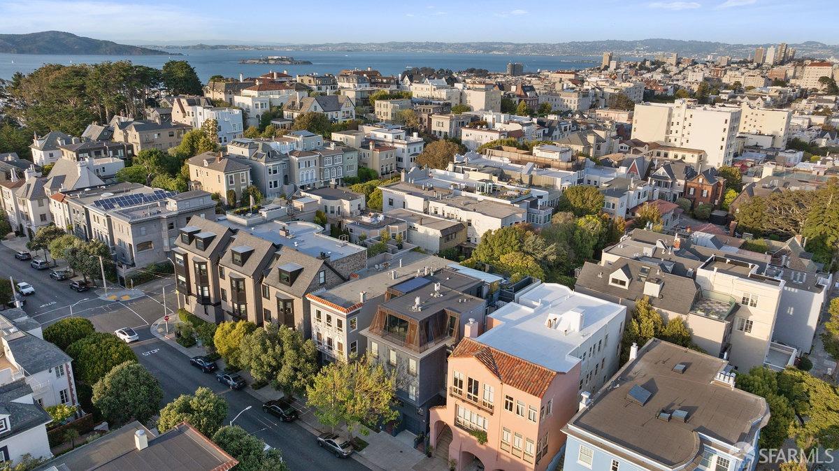 132-136 Presidio Avenue