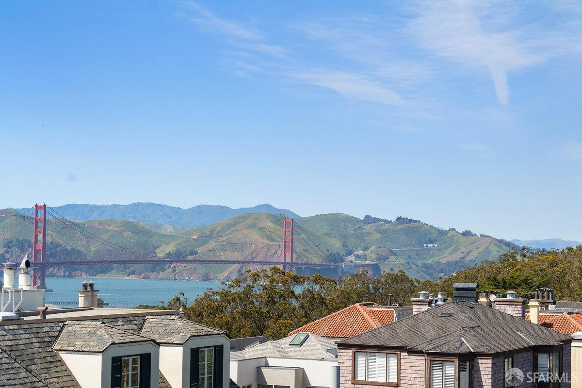 132-136 Presidio Avenue