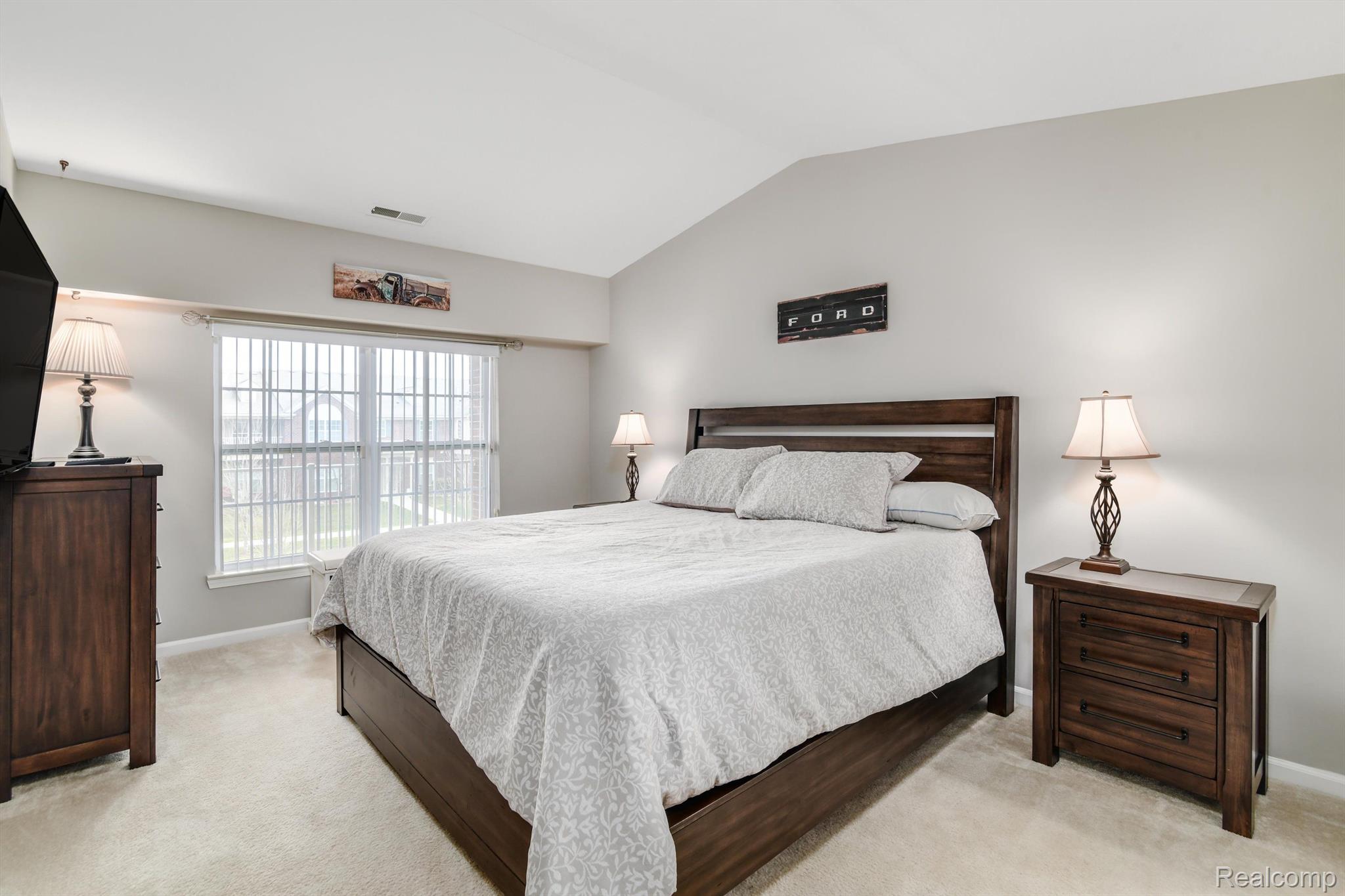 29785 FOX RUN Circle