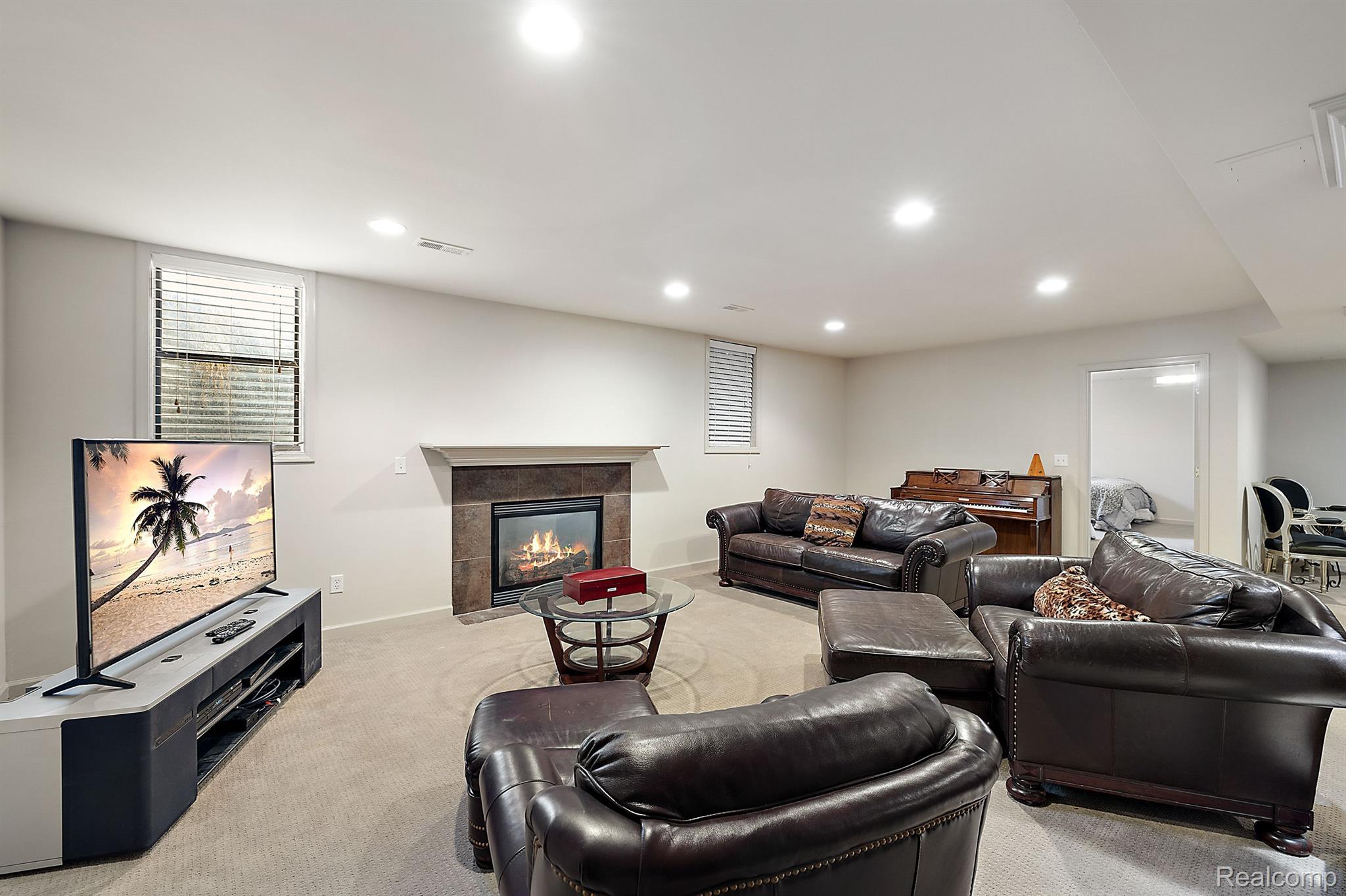 22025 ORCHARD Way