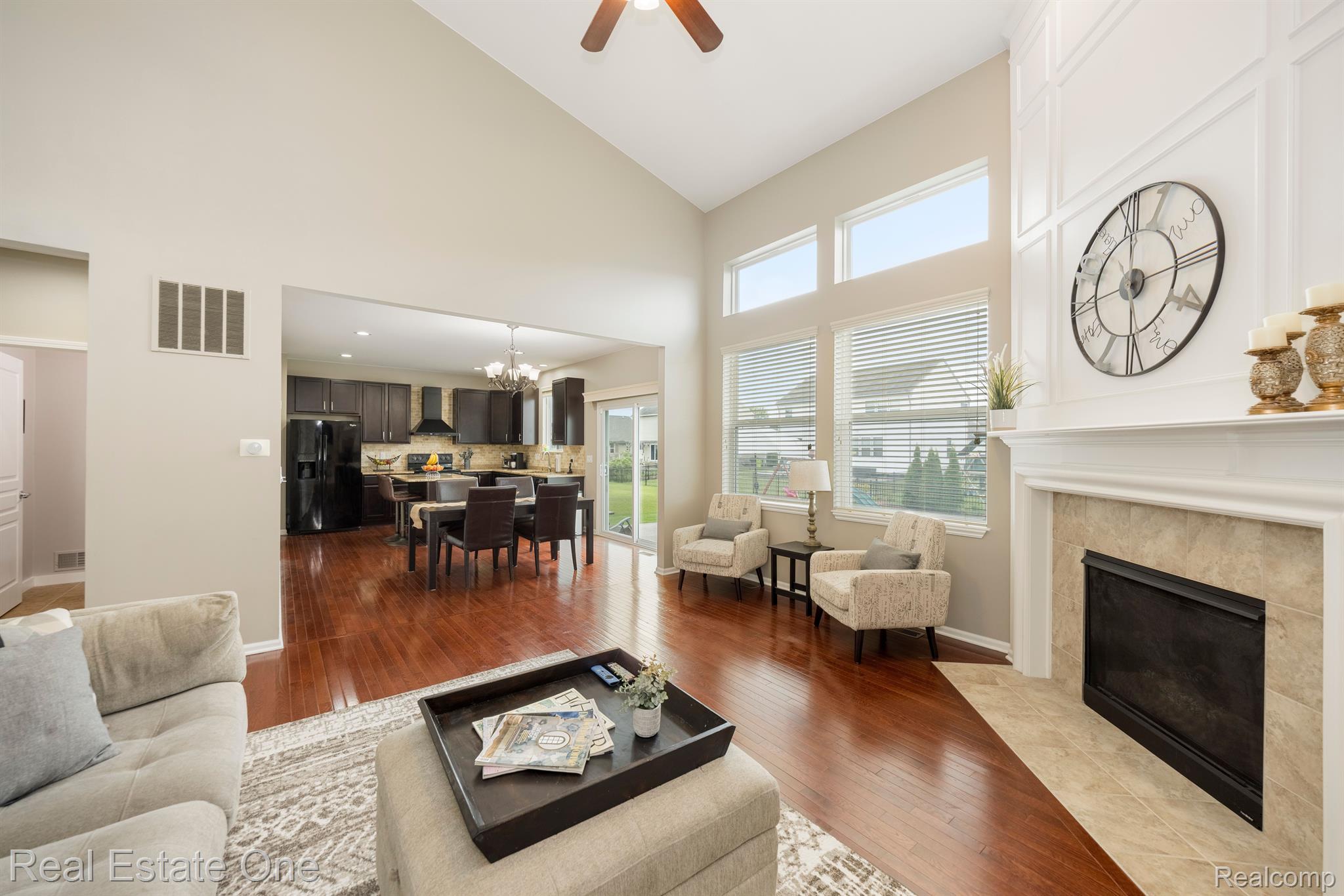 19240 GEARHART Drive