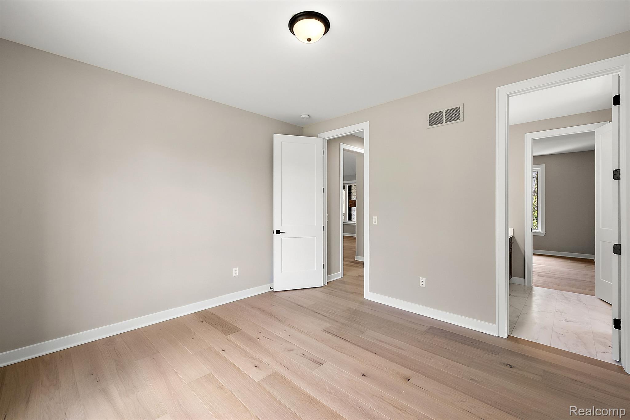 1649 Ottawa Trail