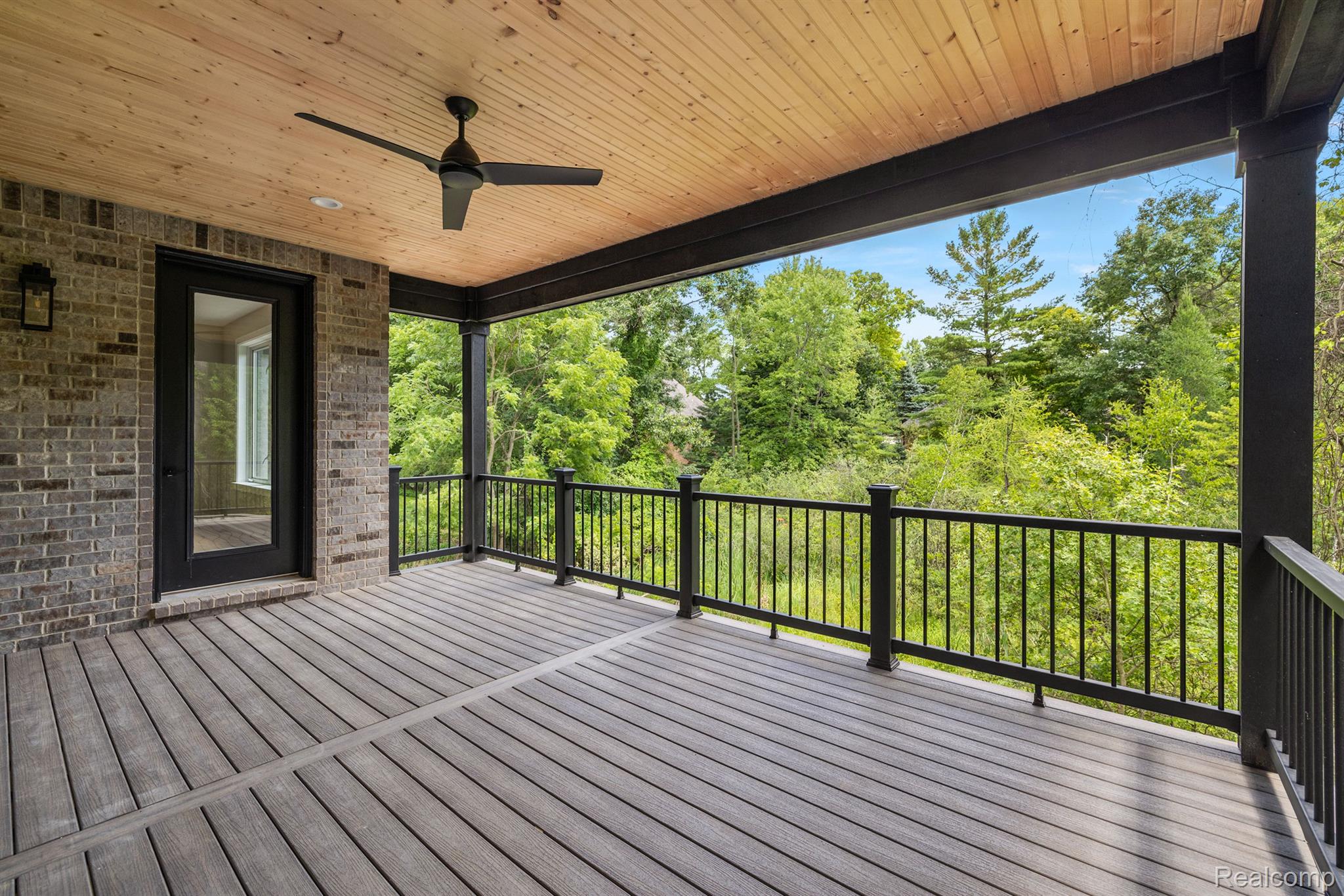 1649 Ottawa Trail