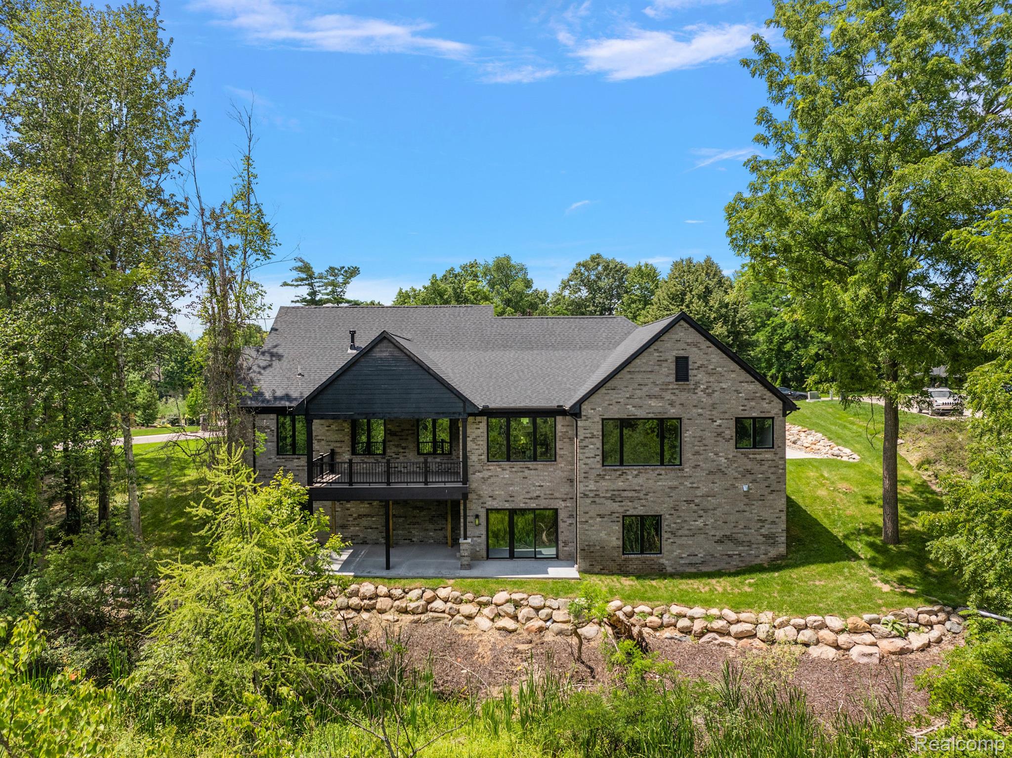 1649 Ottawa Trail