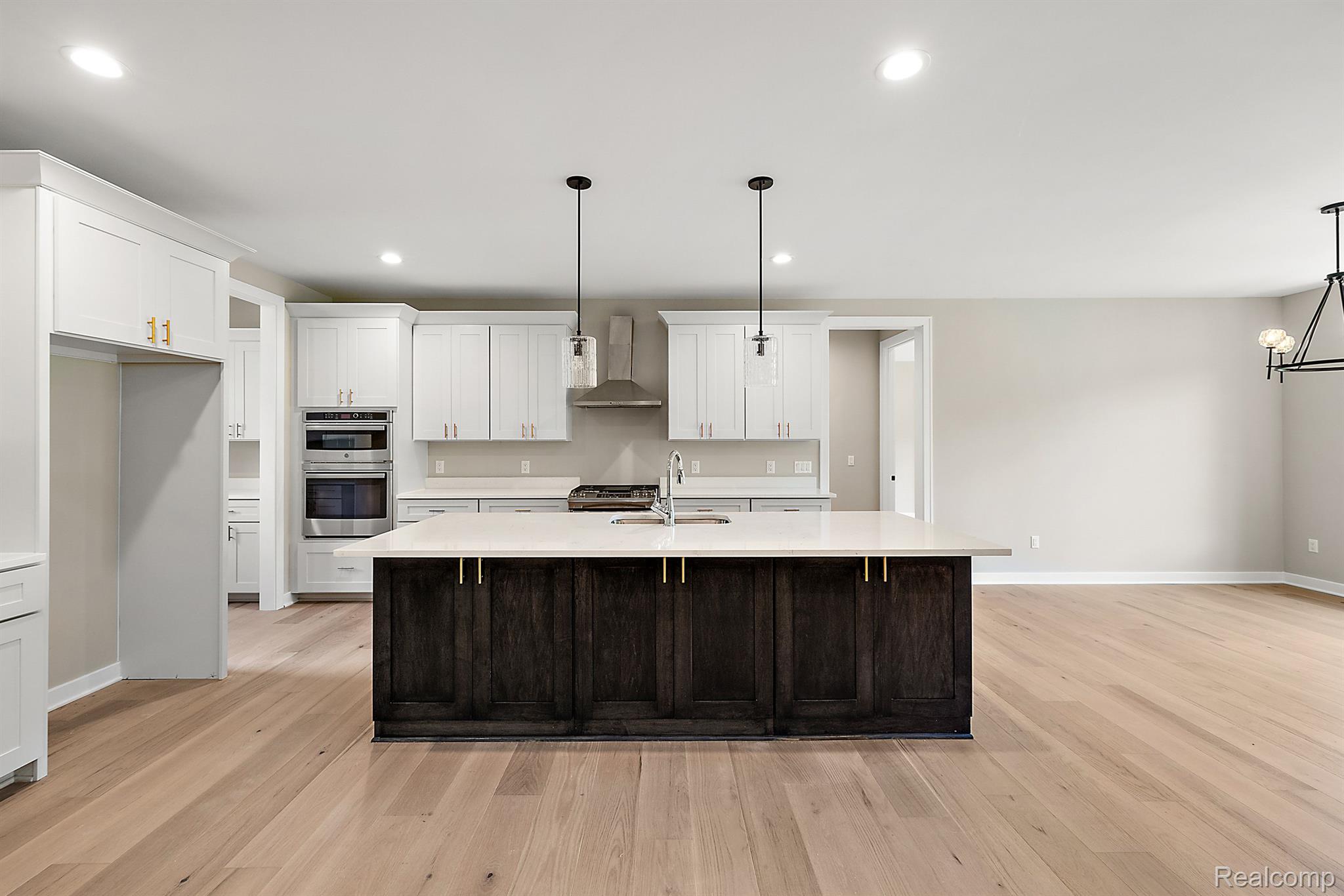 1649 Ottawa Trail