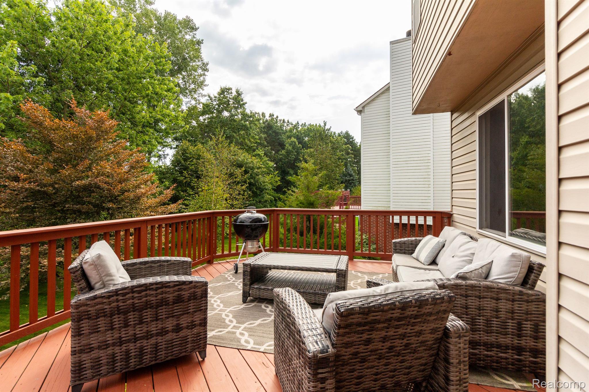 5470 MILL RACE Way