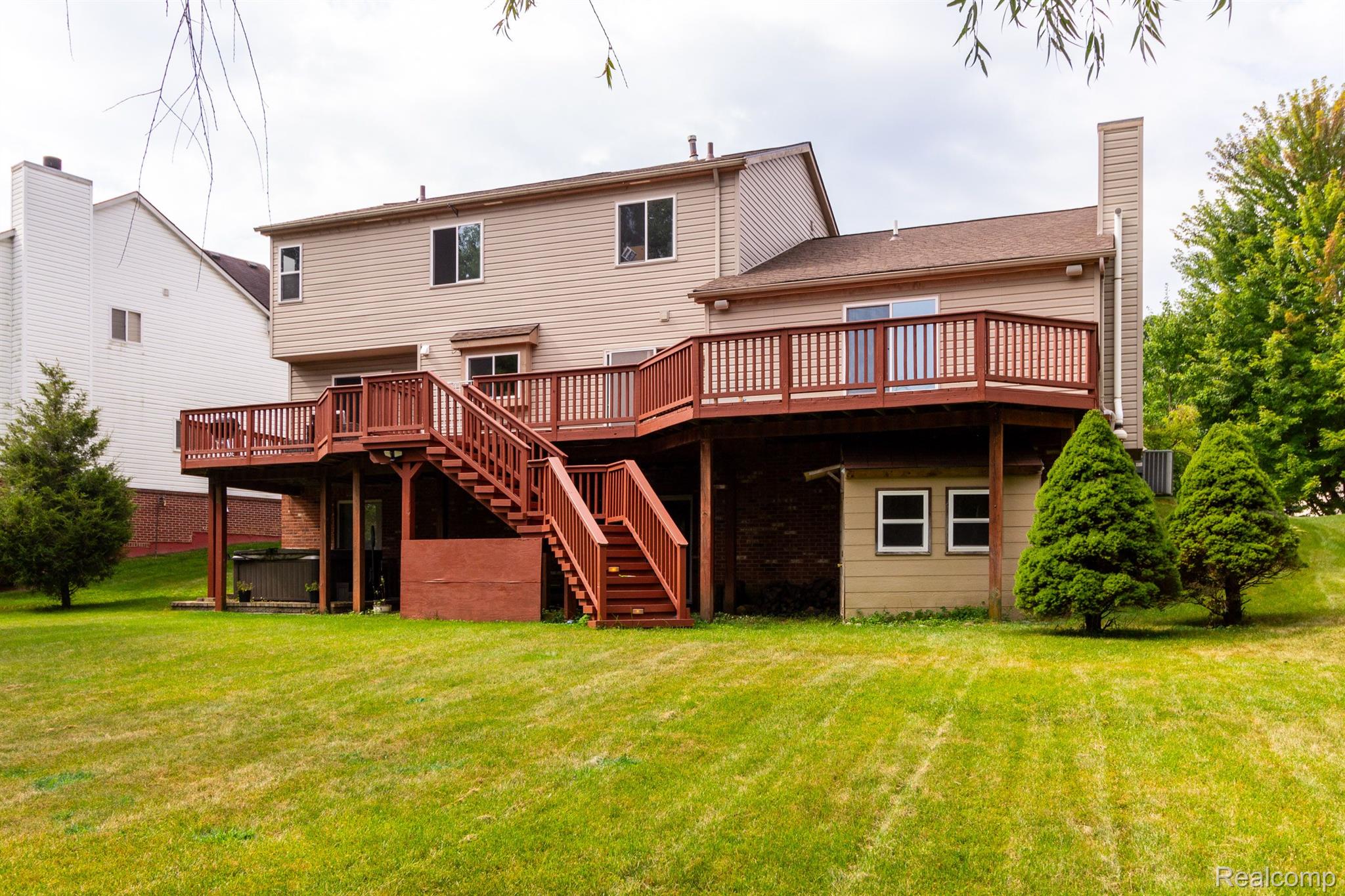 5470 MILL RACE Way