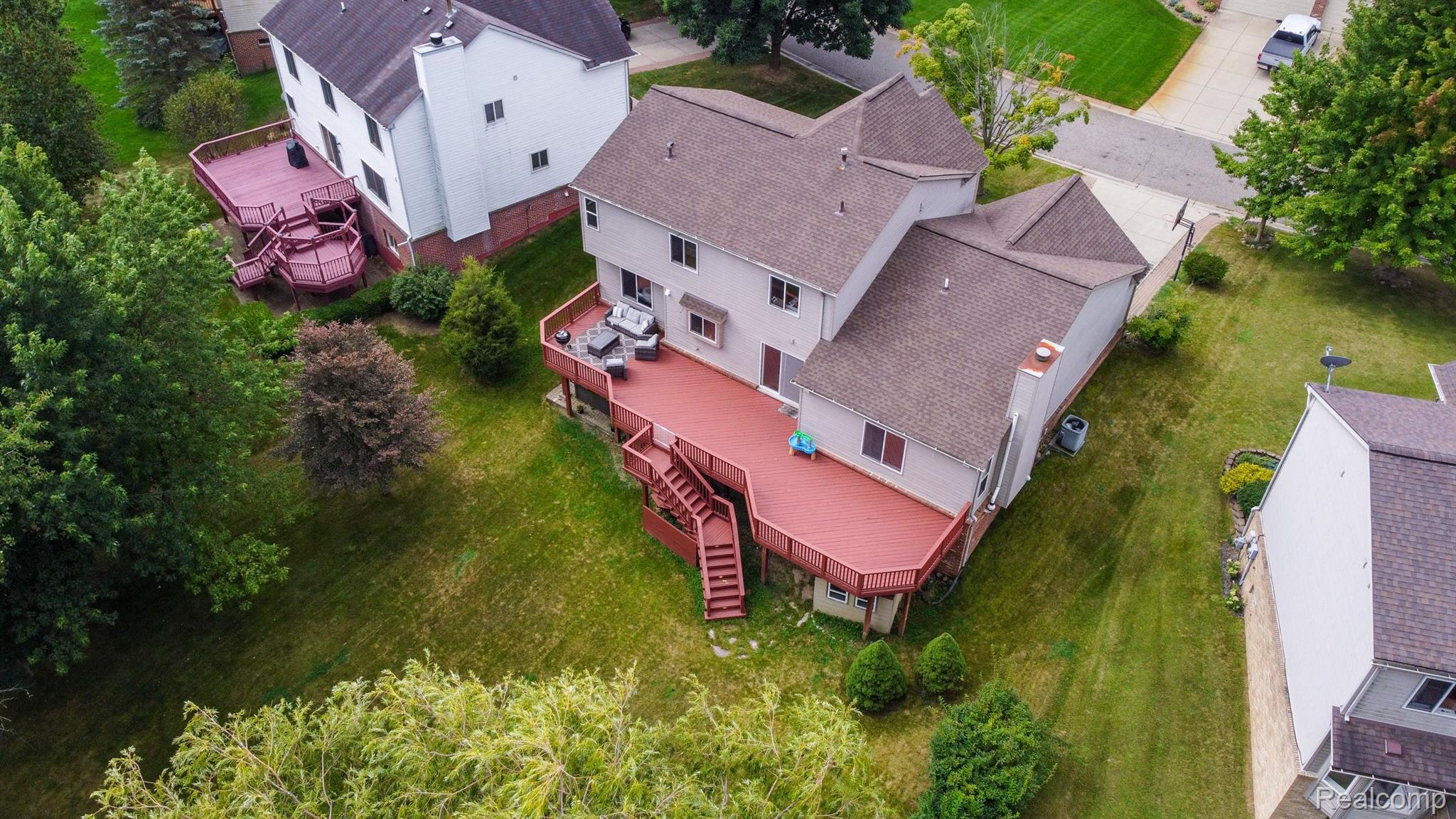 5470 MILL RACE Way