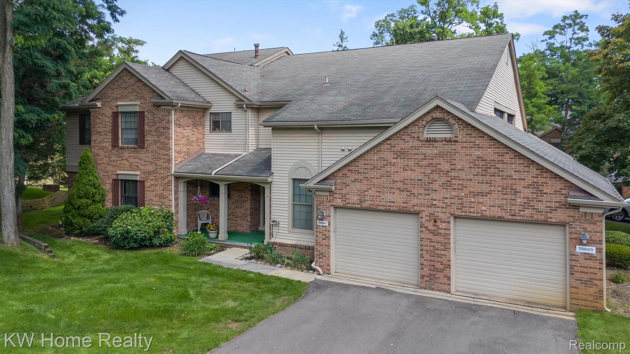 29691 Pine Ridge Circle