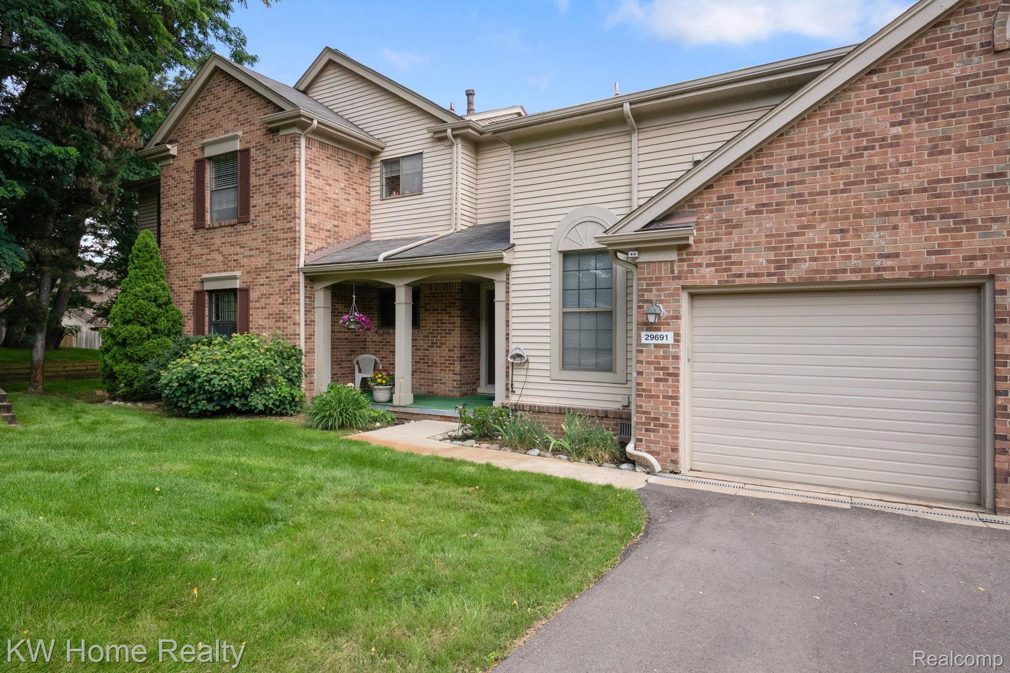 29691 Pine Ridge Circle