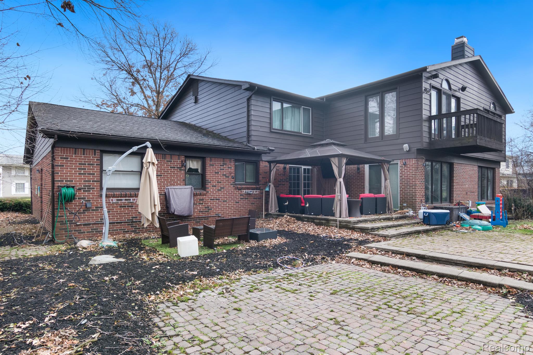 6762 EDINBOROUGH