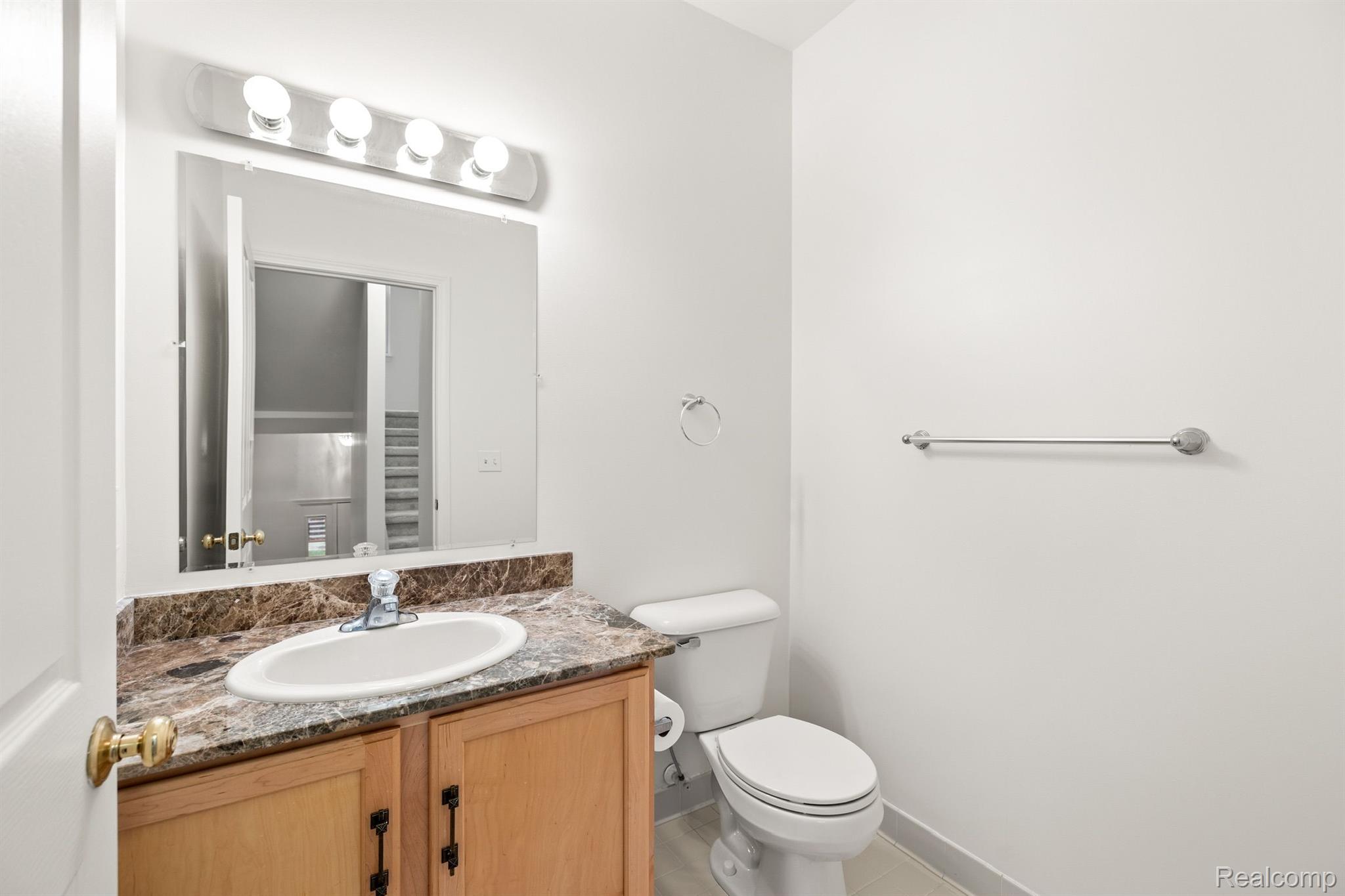 25447 SAINT JAMES