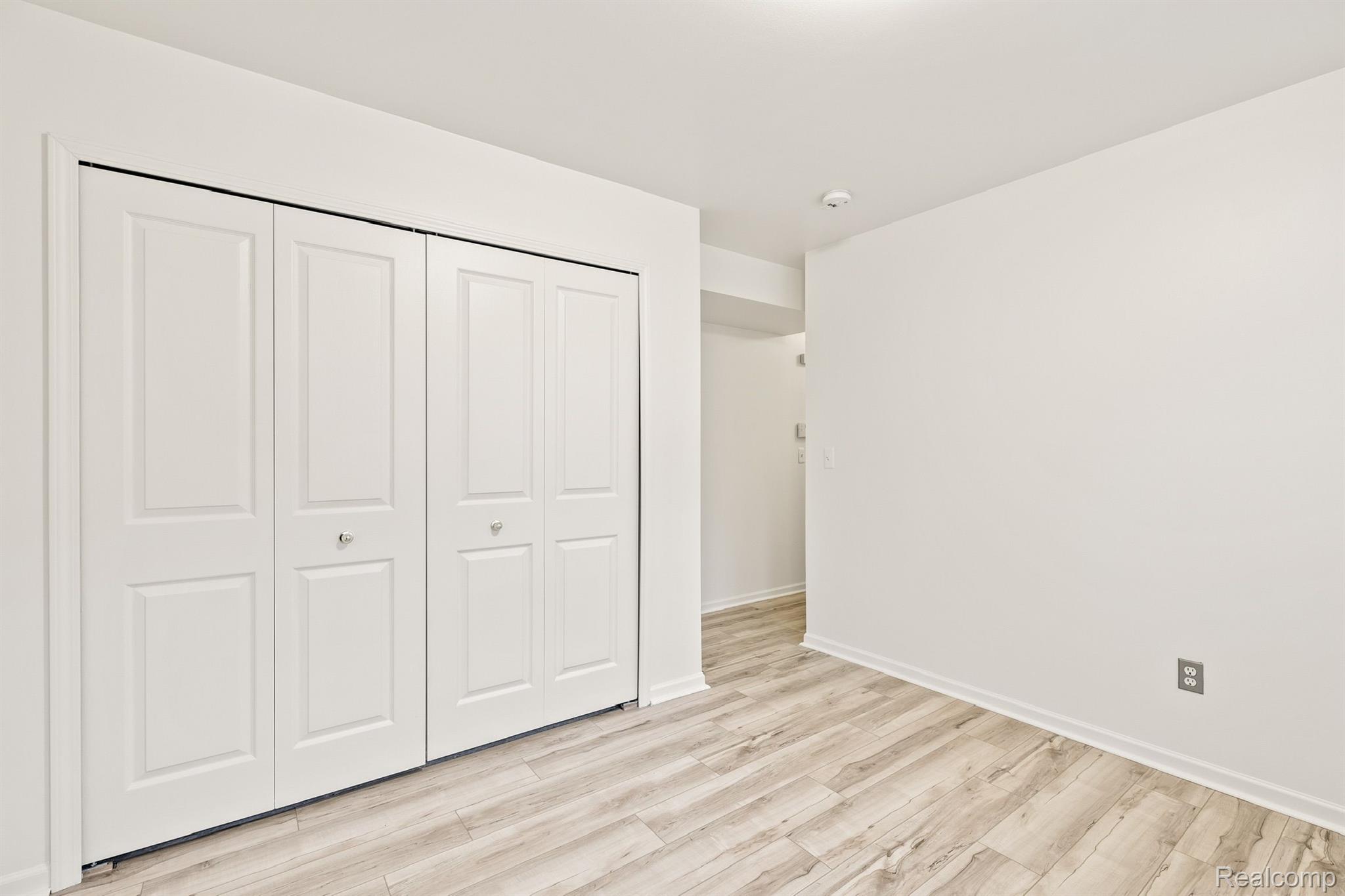 25447 SAINT JAMES