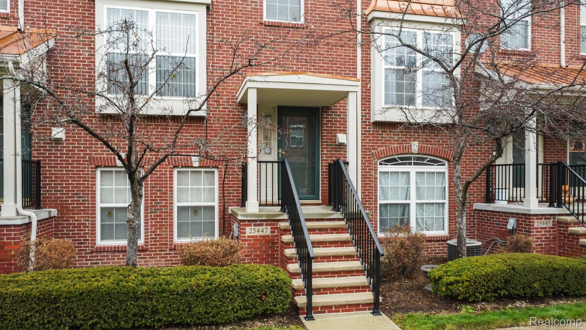 25447 SAINT JAMES