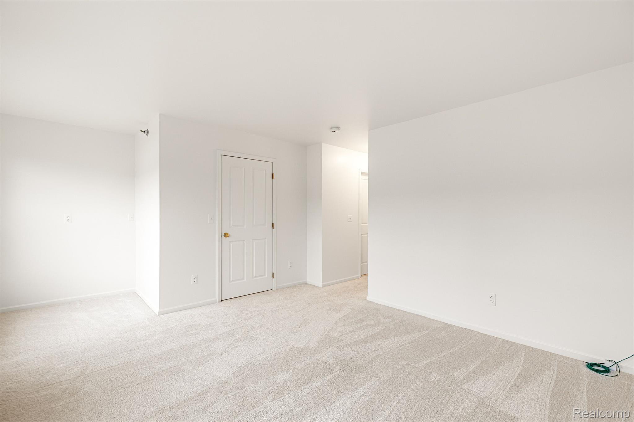 25447 SAINT JAMES