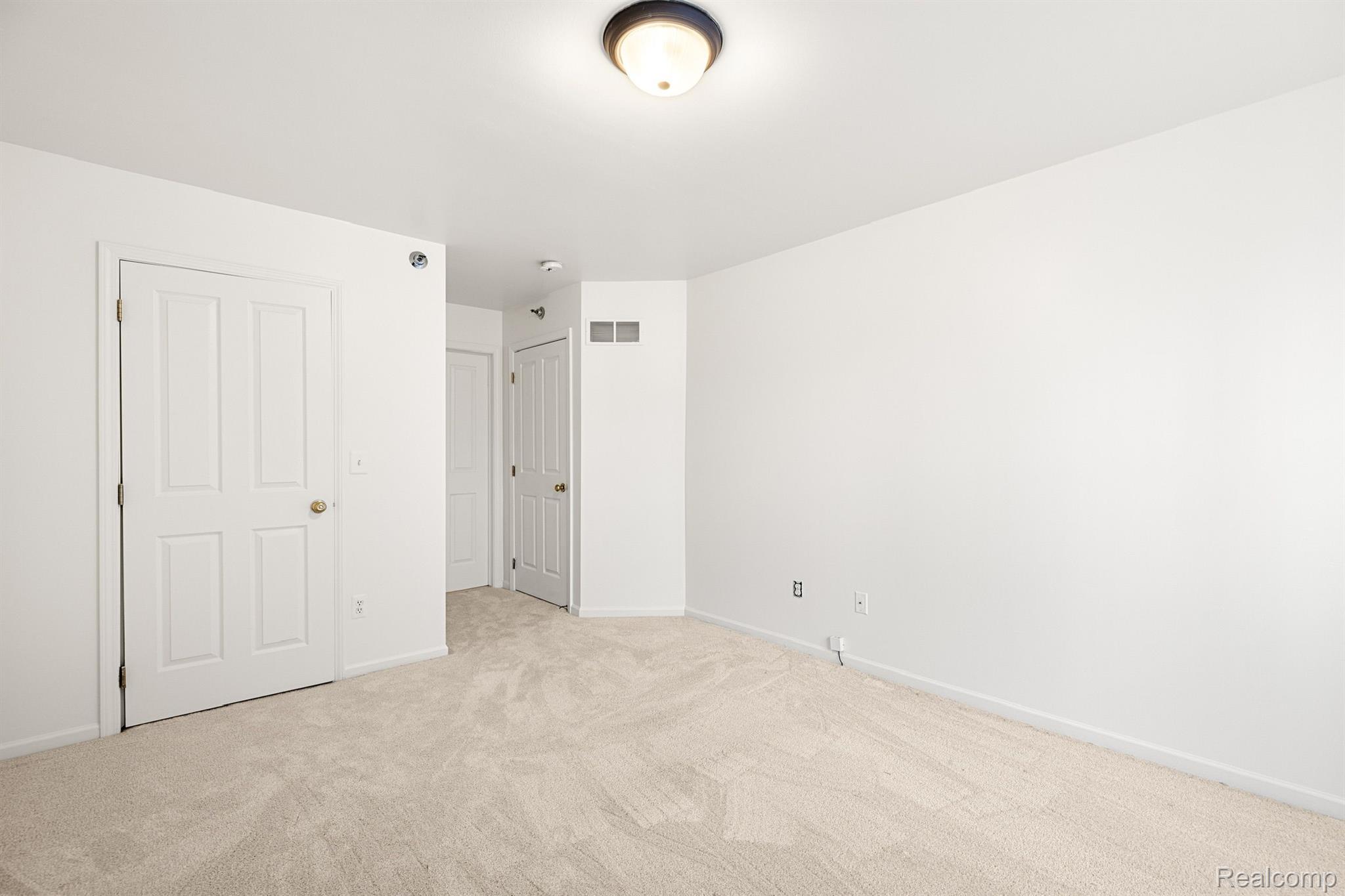 25447 SAINT JAMES