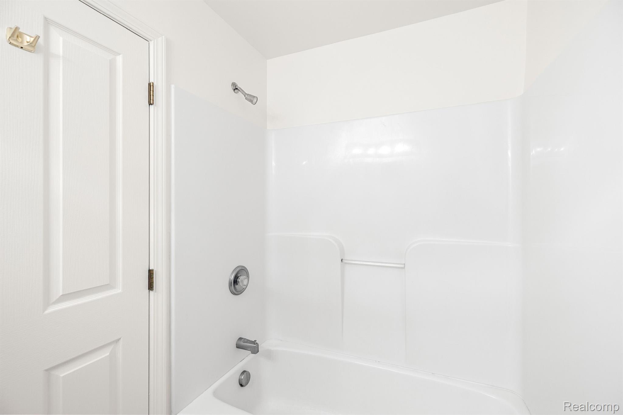 25447 SAINT JAMES