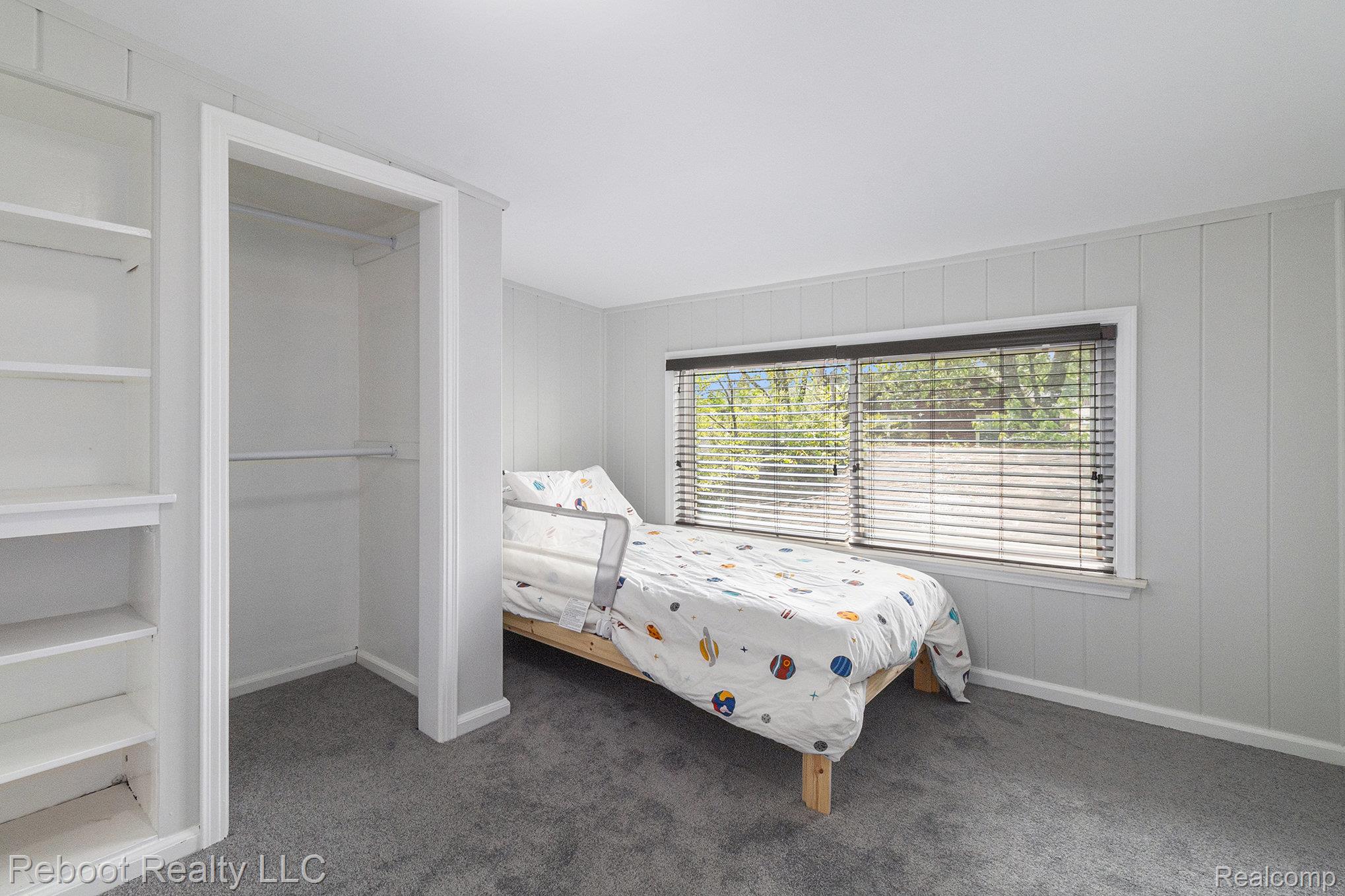 617 Hilldale Drive
