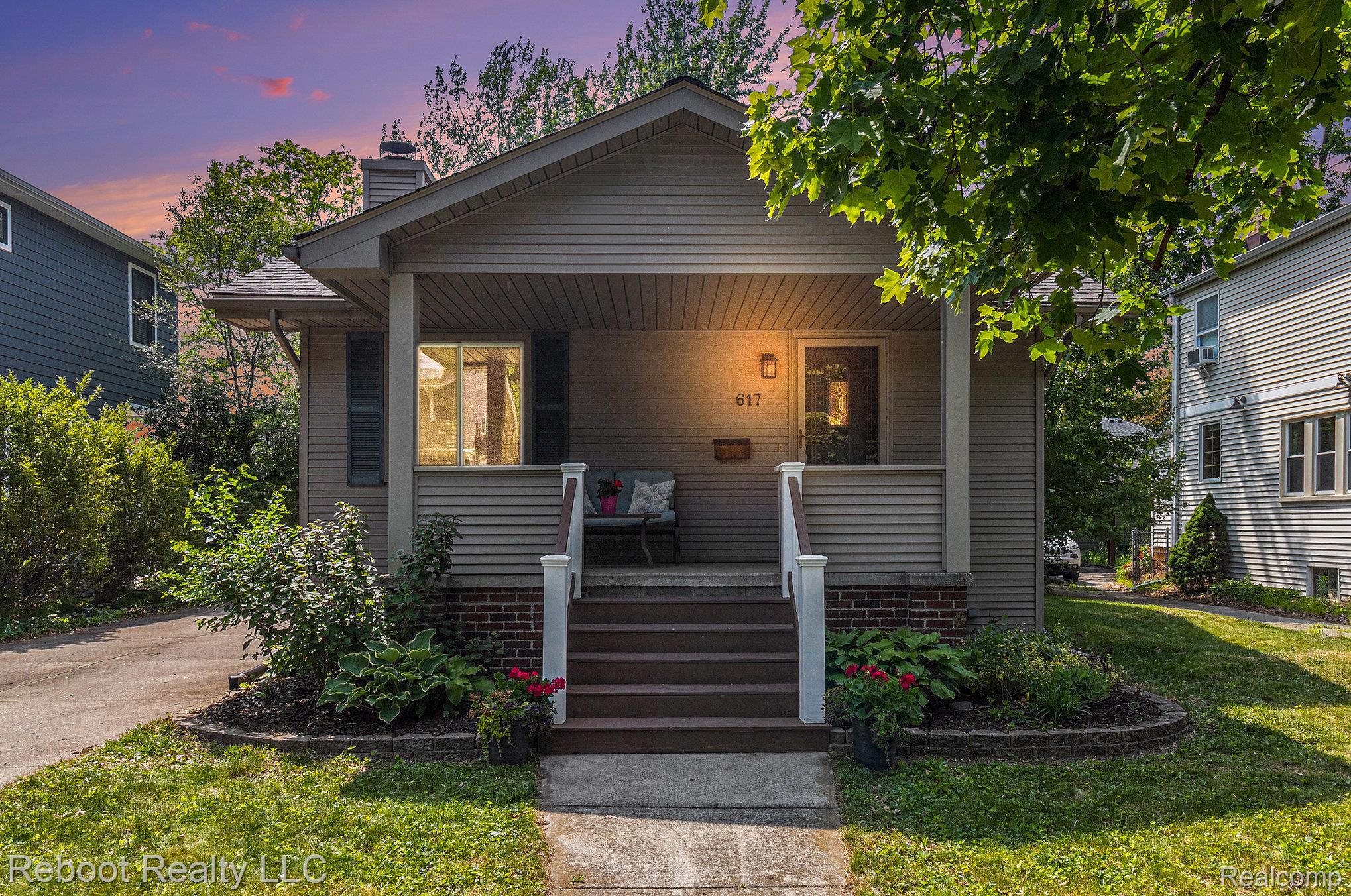 617 Hilldale Drive