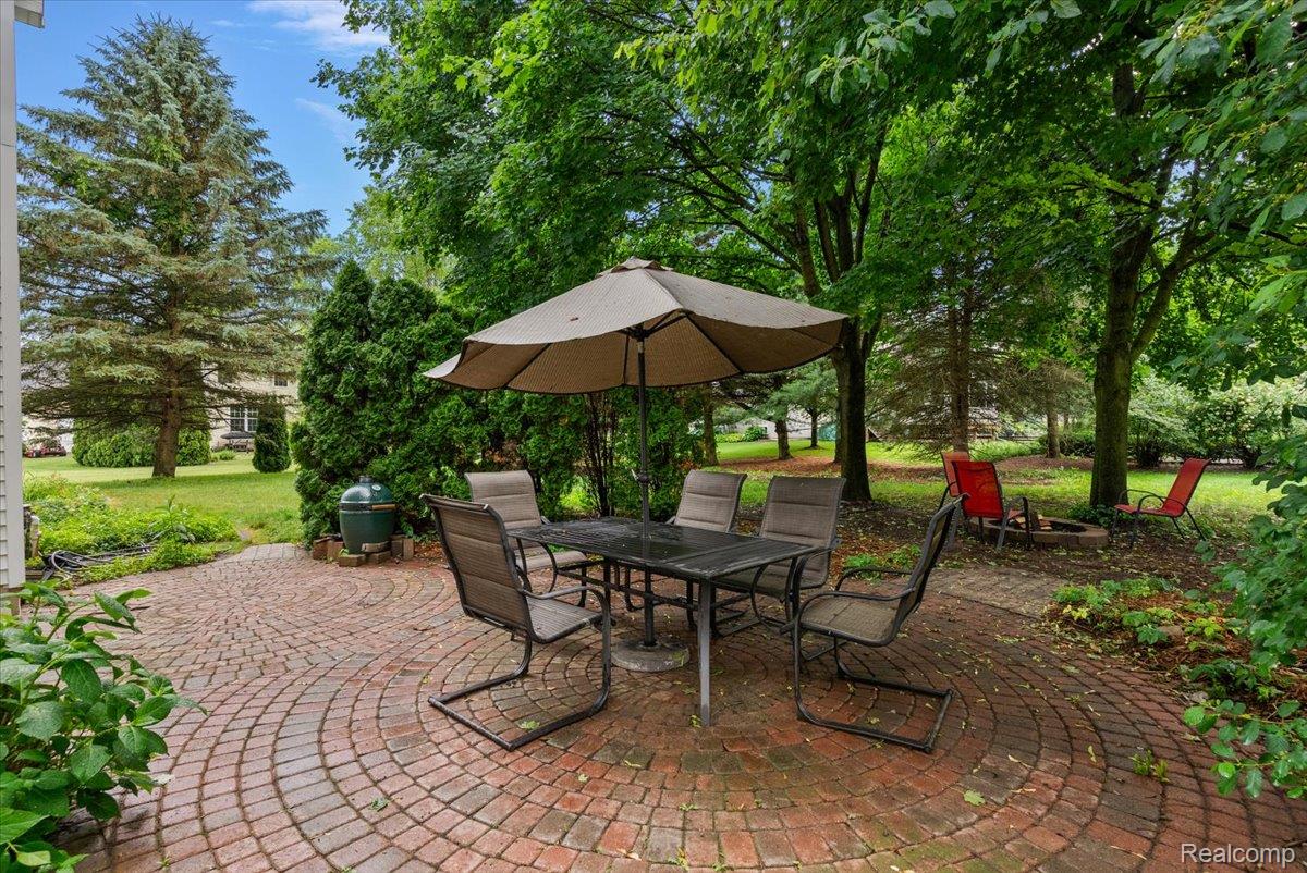3594 Olde Dominion Drive